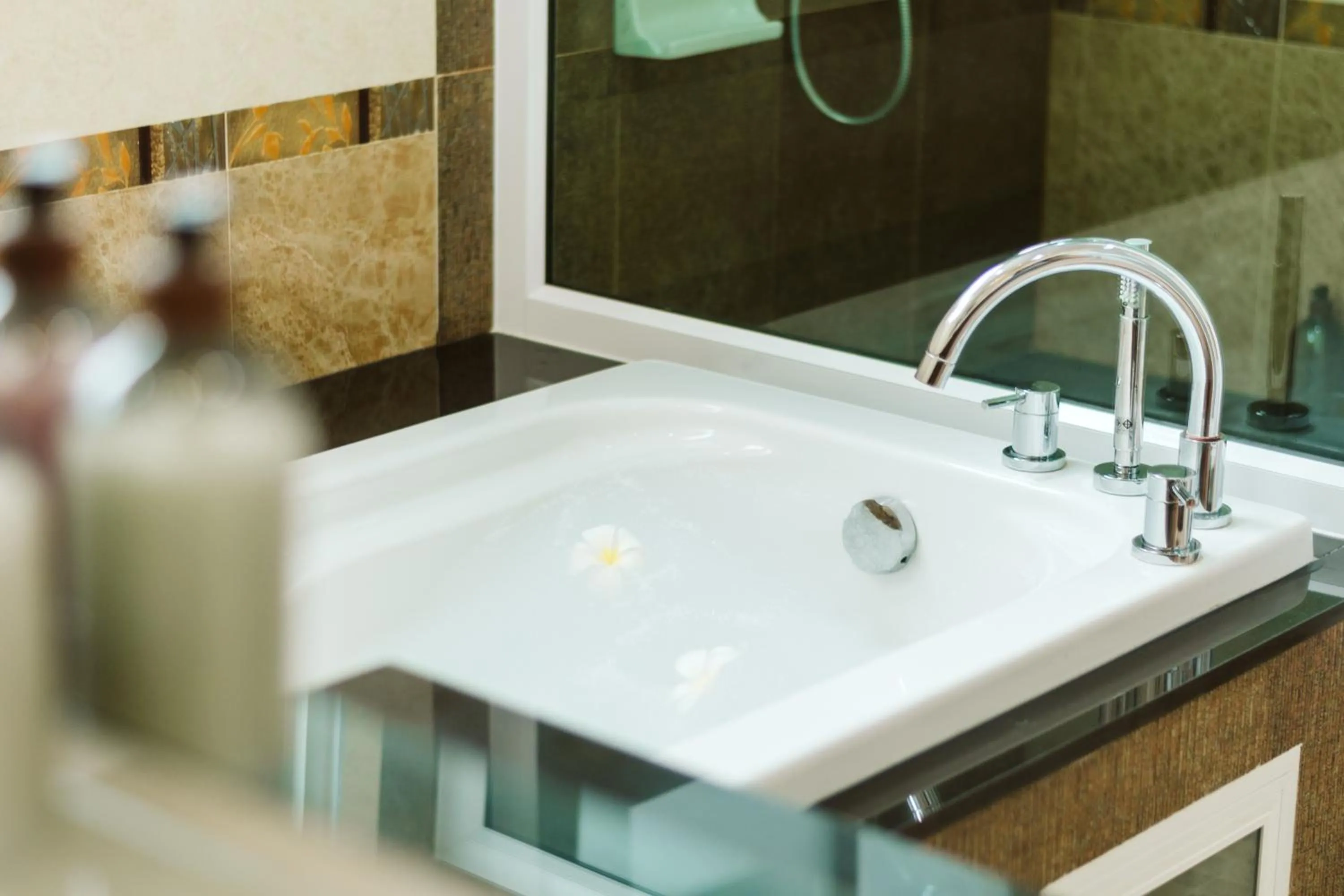 Bathroom in June Pool Villa