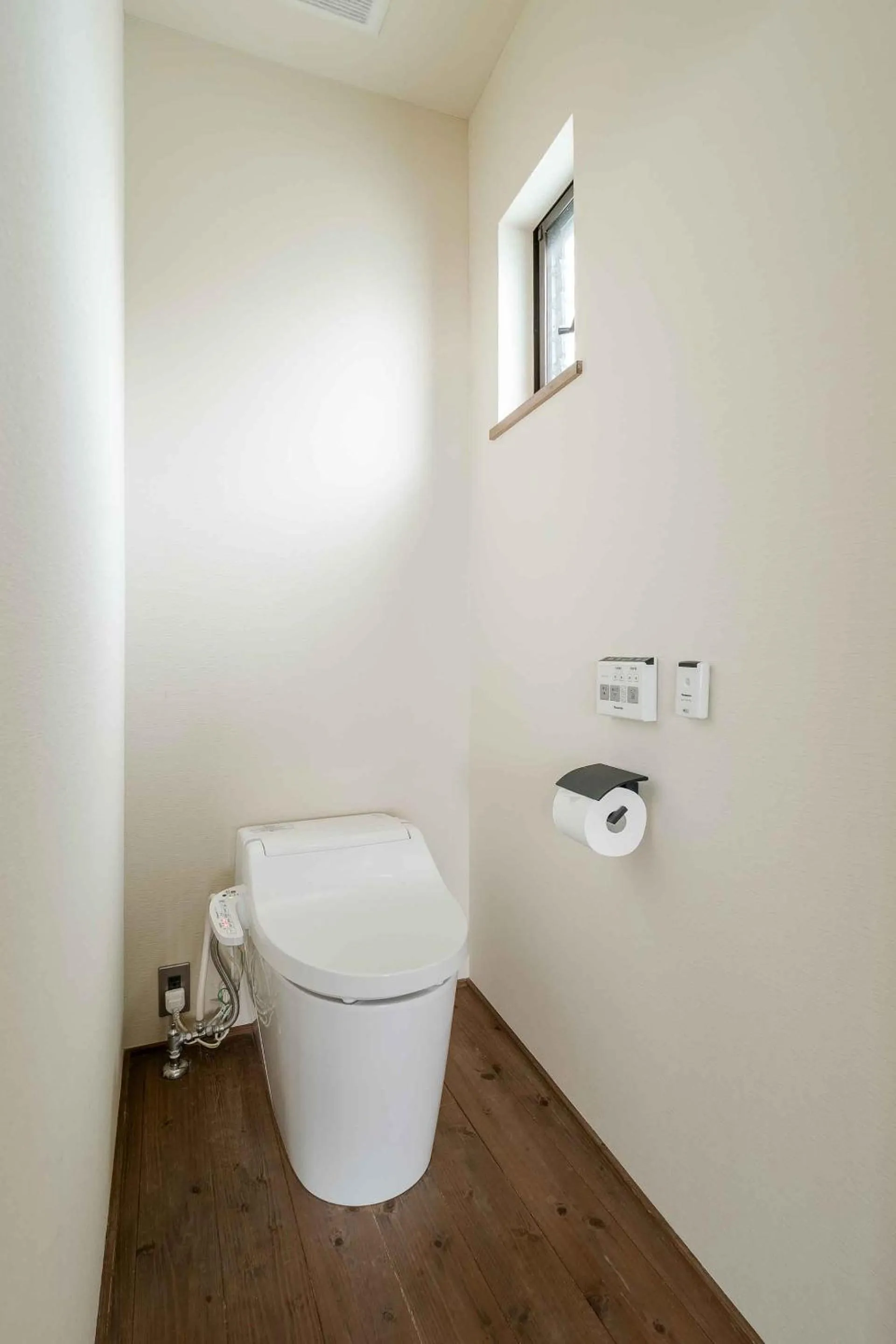 Toilet in Hisago