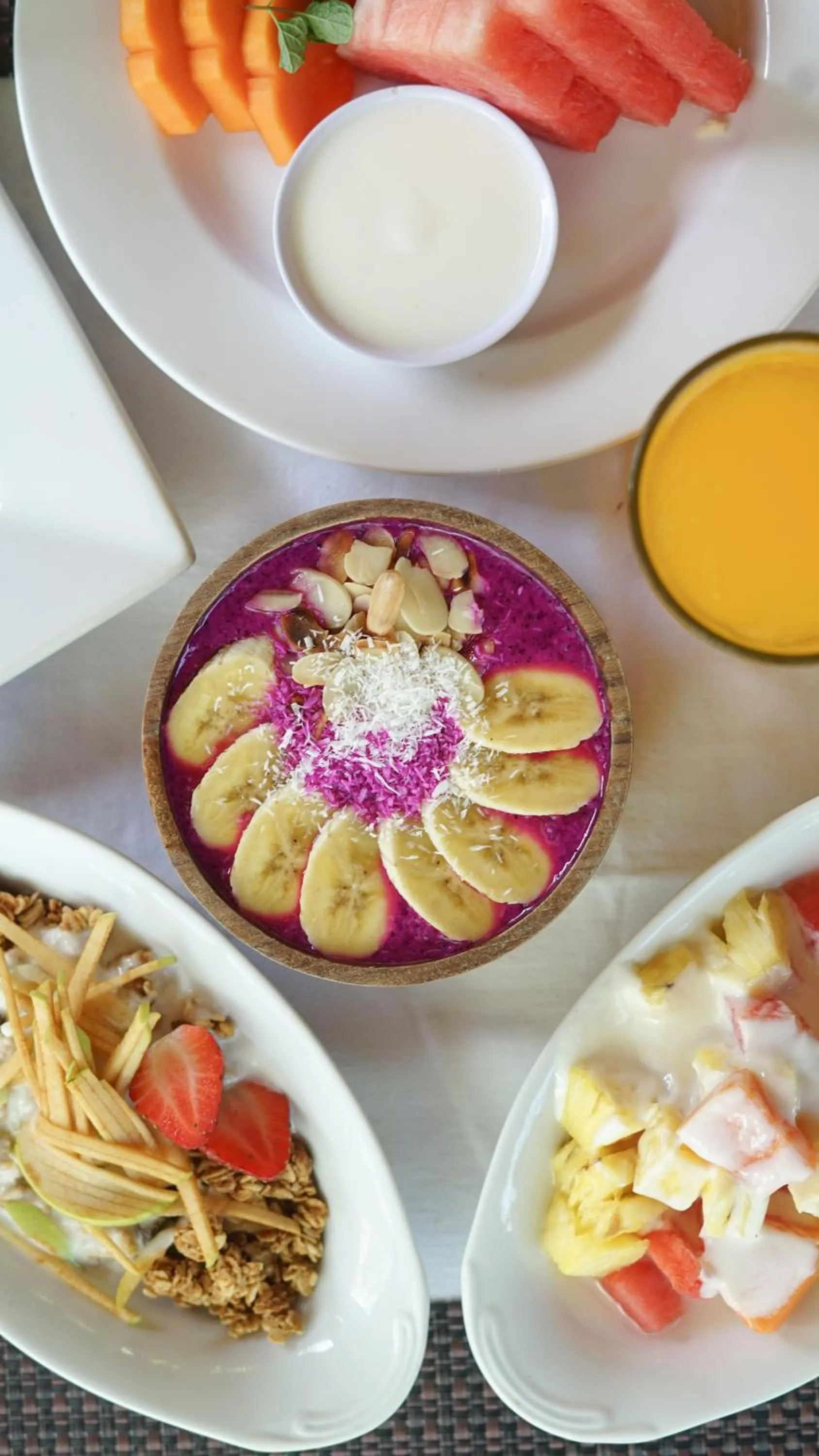 Breakfast in Uma Dawa Resort and Spa