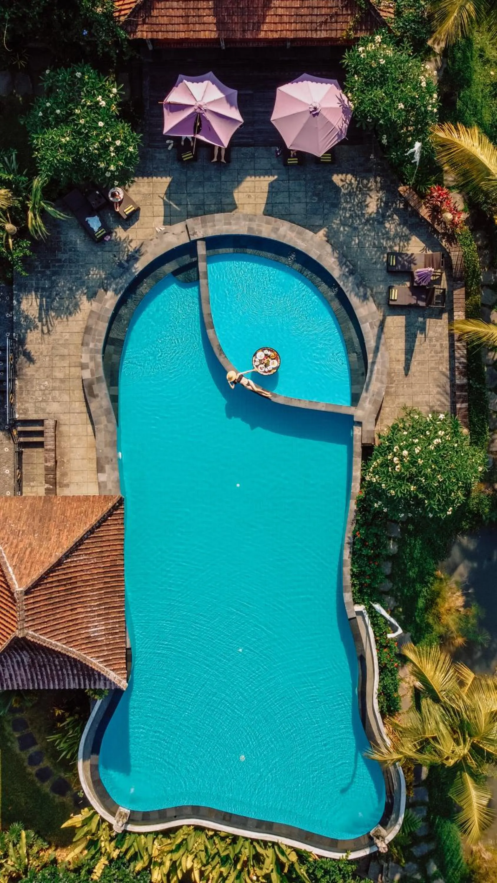 Swimming pool in Uma Dawa Resort and Spa