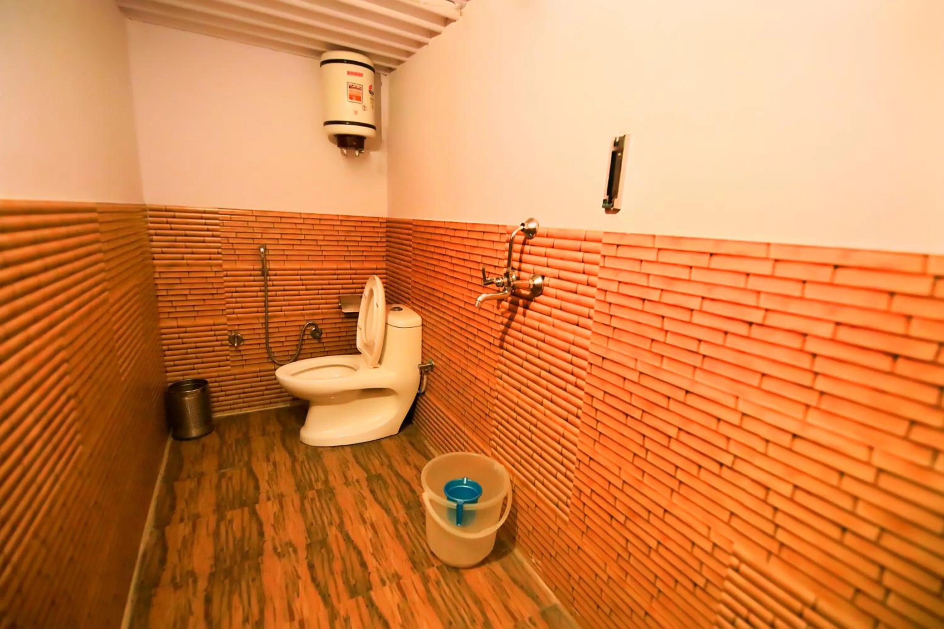 Toilet in V One Pride