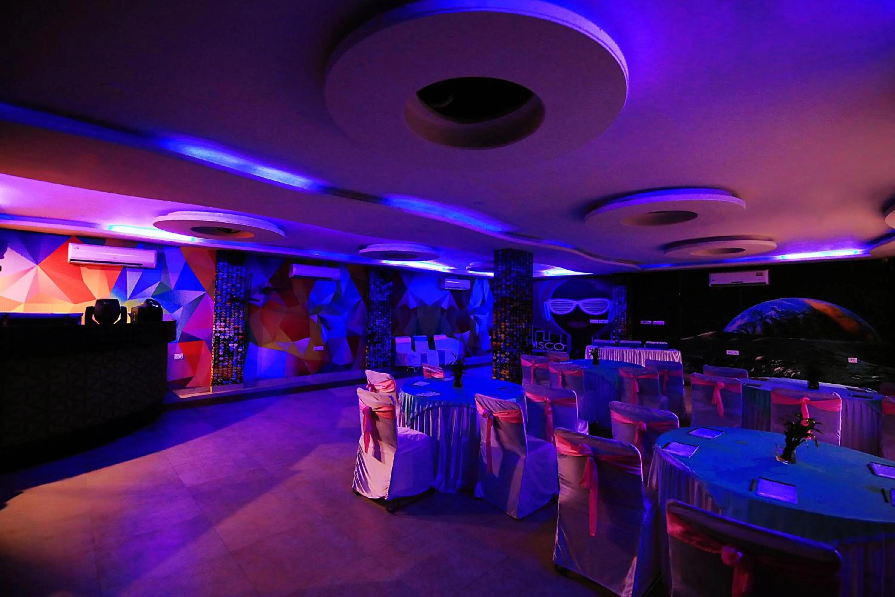 Banquet/Function facilities in V One Pride