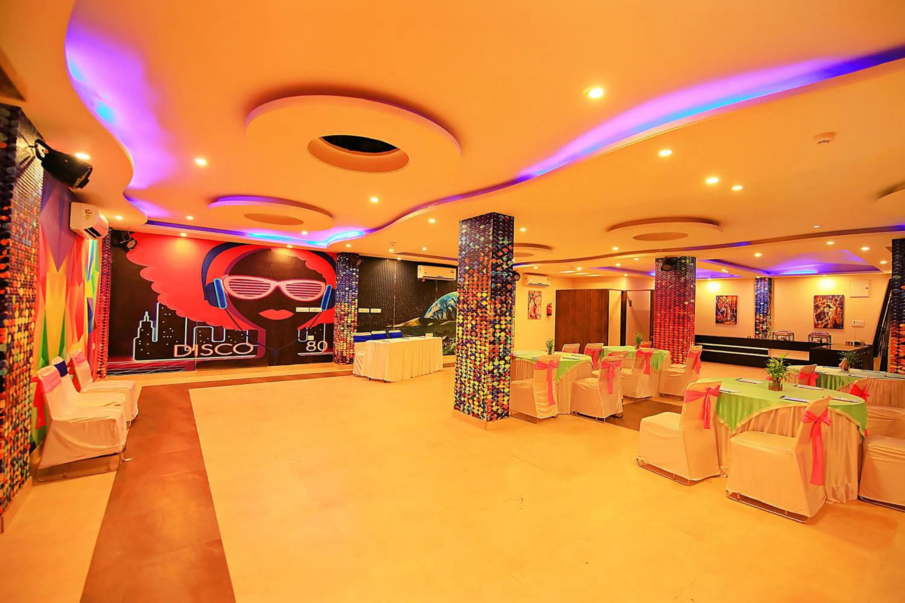 Banquet/Function facilities in V One Pride