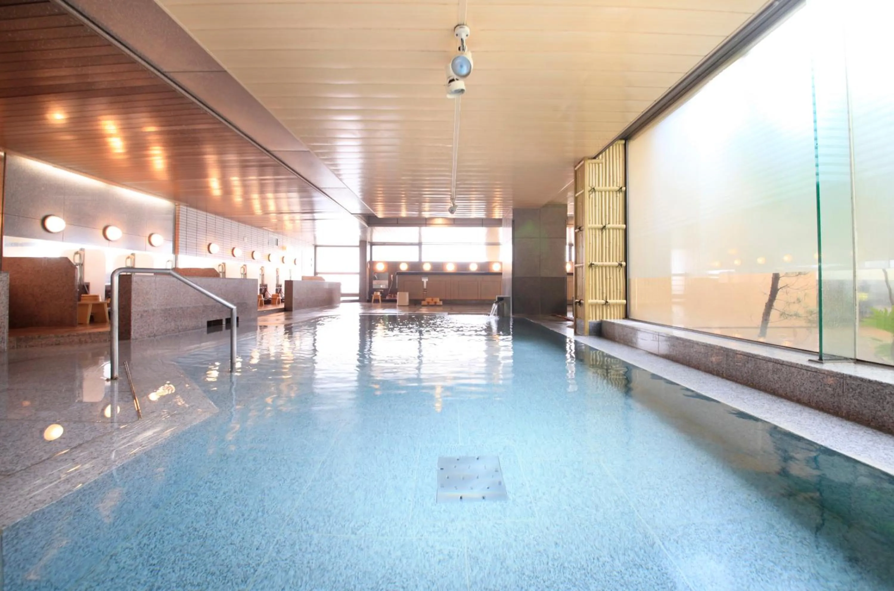 Hot Spring Bath in Heiseikan Shiosaitei