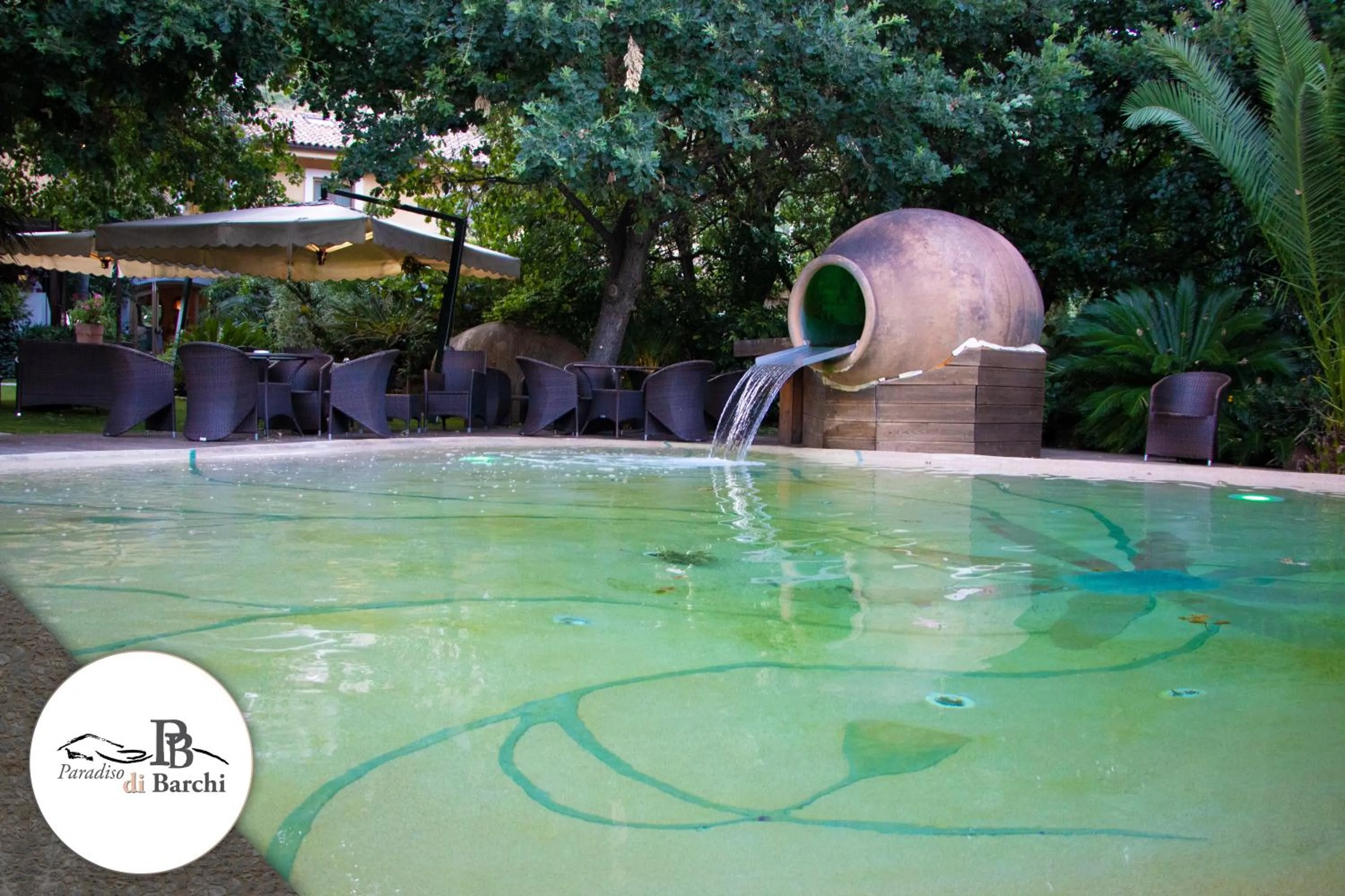 Swimming pool in Agriturismo Paradiso Di Barchi