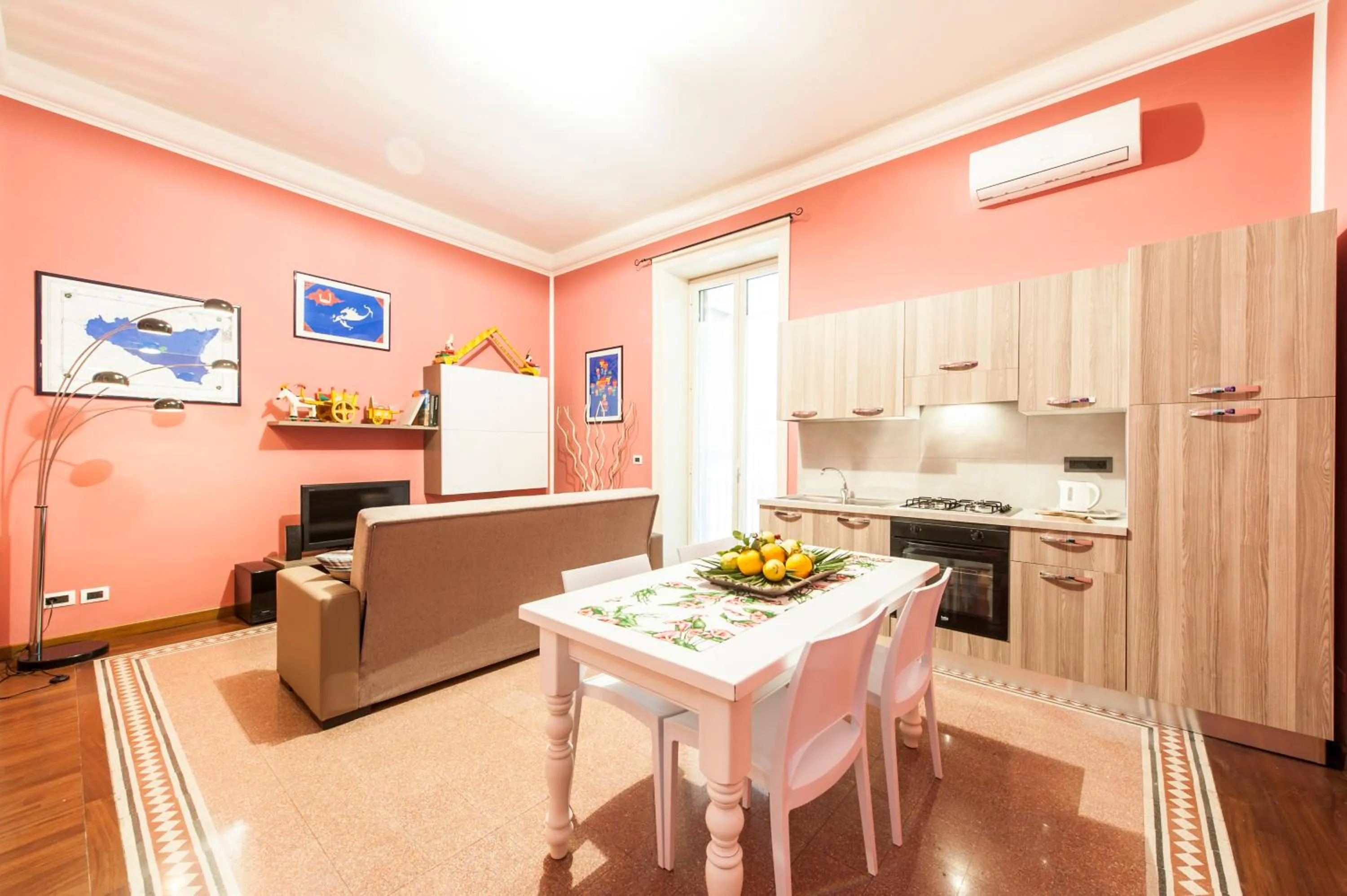 Kitchen or kitchenette in Rabbad Apartments