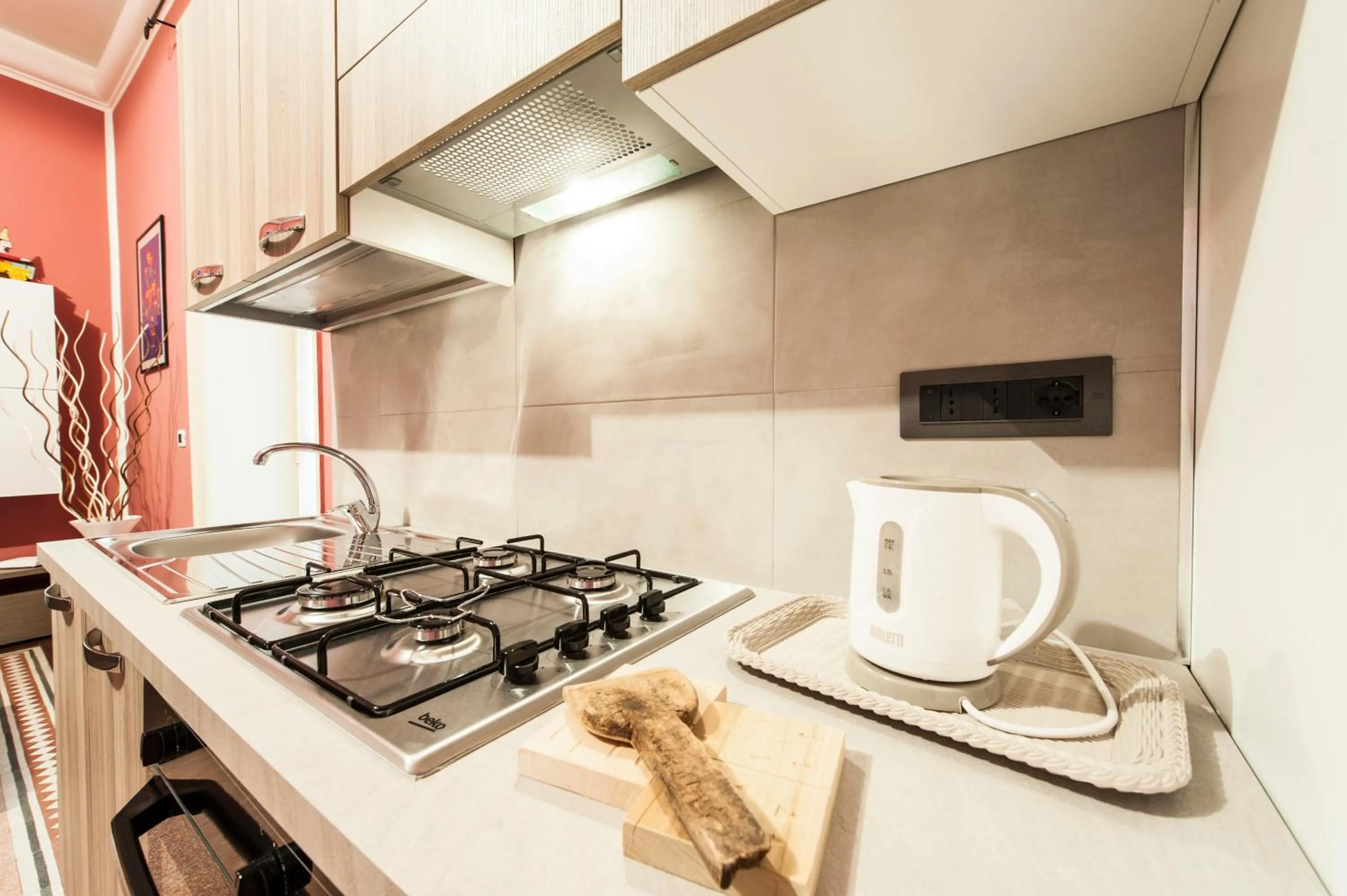 Kitchen or kitchenette in Rabbad Apartments