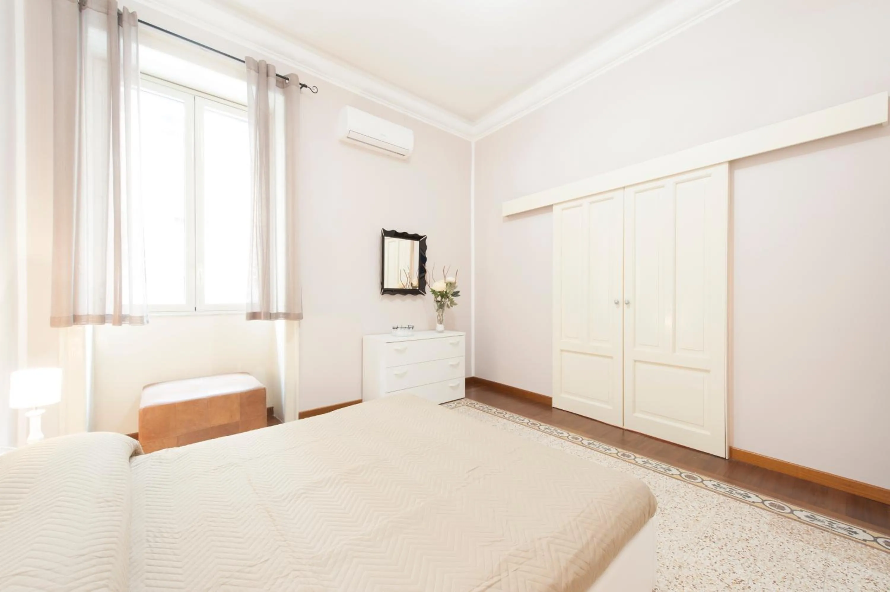 Bedroom, Bed in Rabbad Apartments