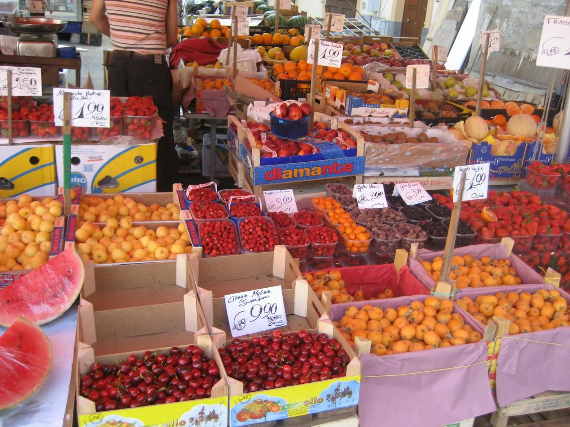 Food in Rabbad Apartments