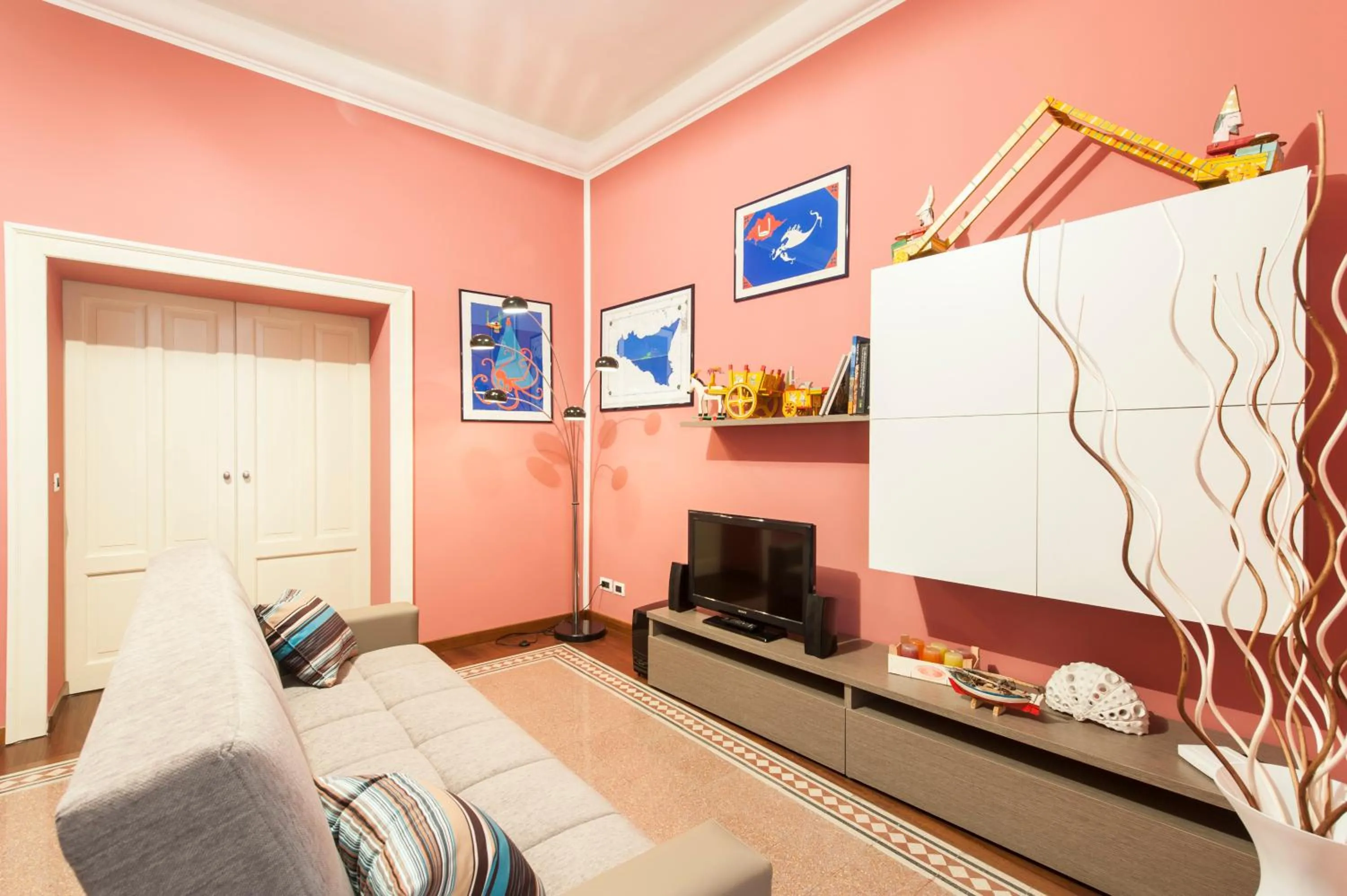 Living room in Rabbad Apartments