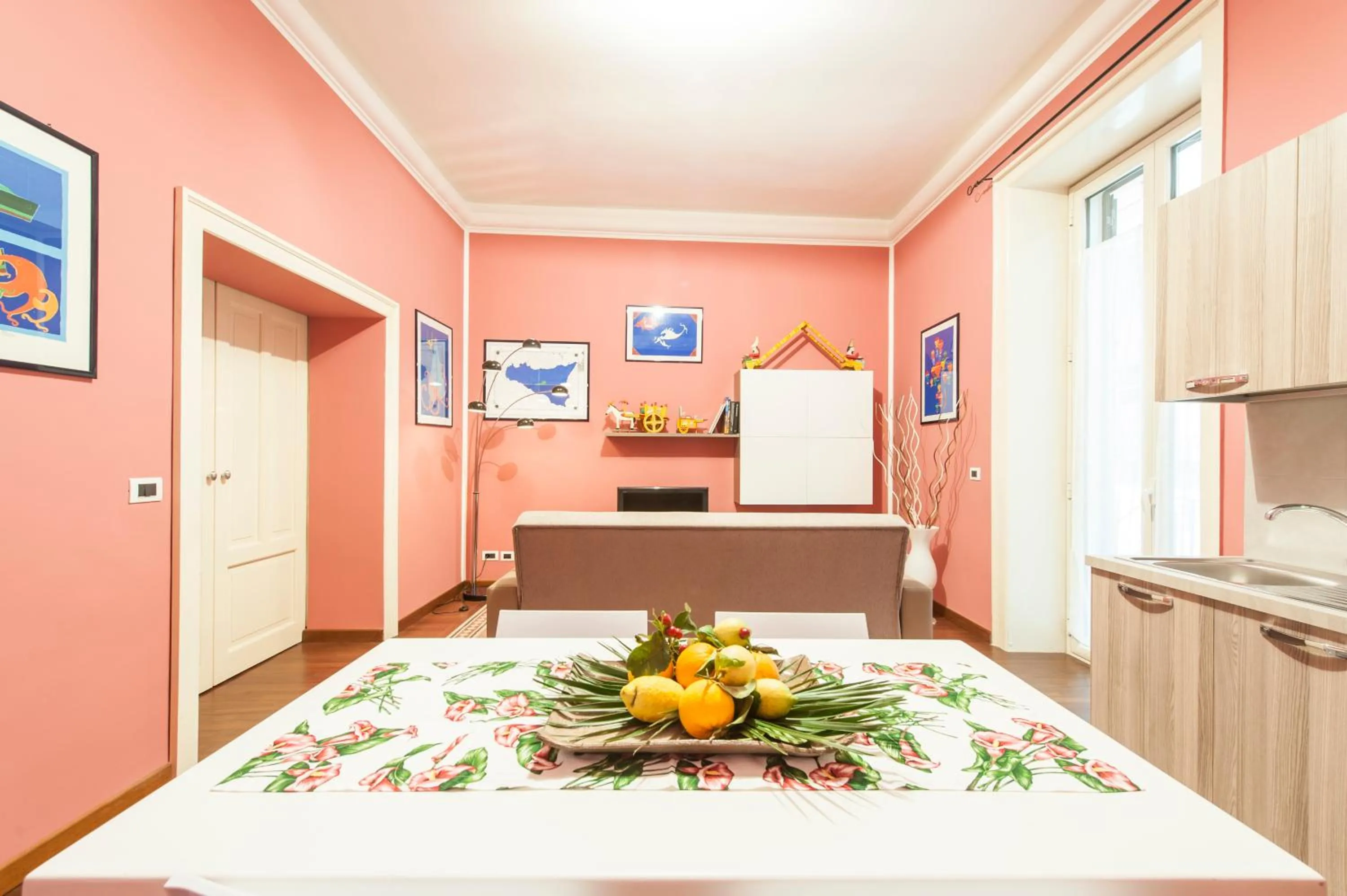 Kitchen or kitchenette in Rabbad Apartments