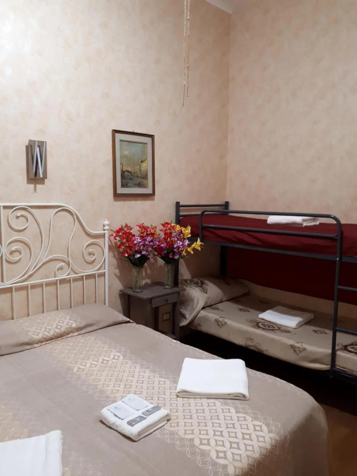 Bed in Botel Inn