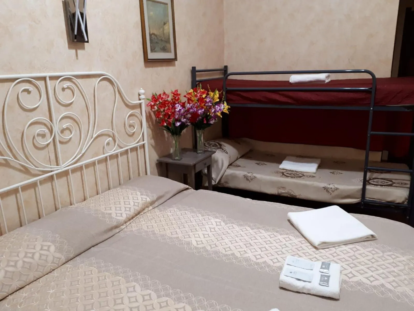 Bed in Botel Inn