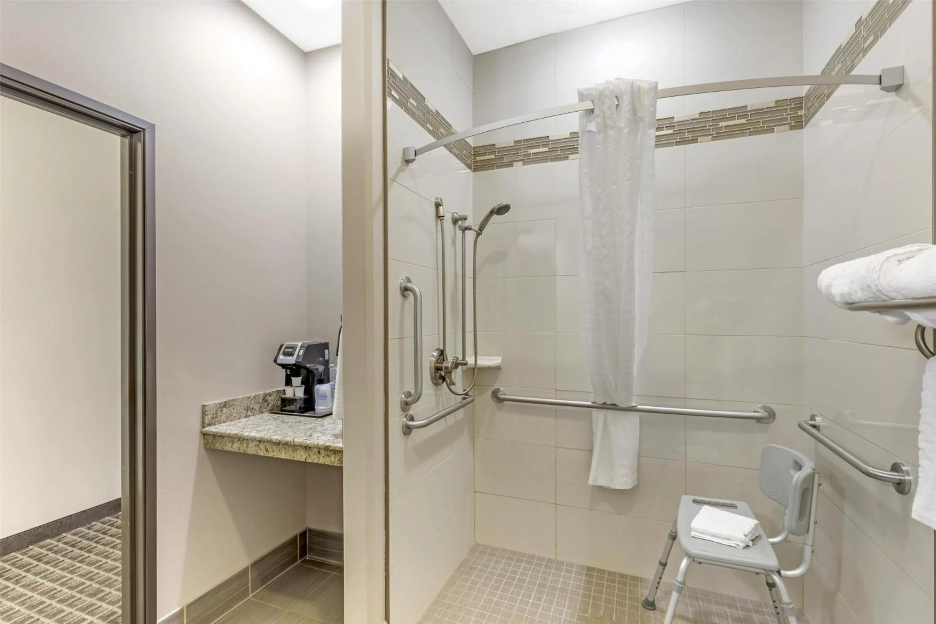 Bathroom in Best Western Plus Havre Inn & Suites