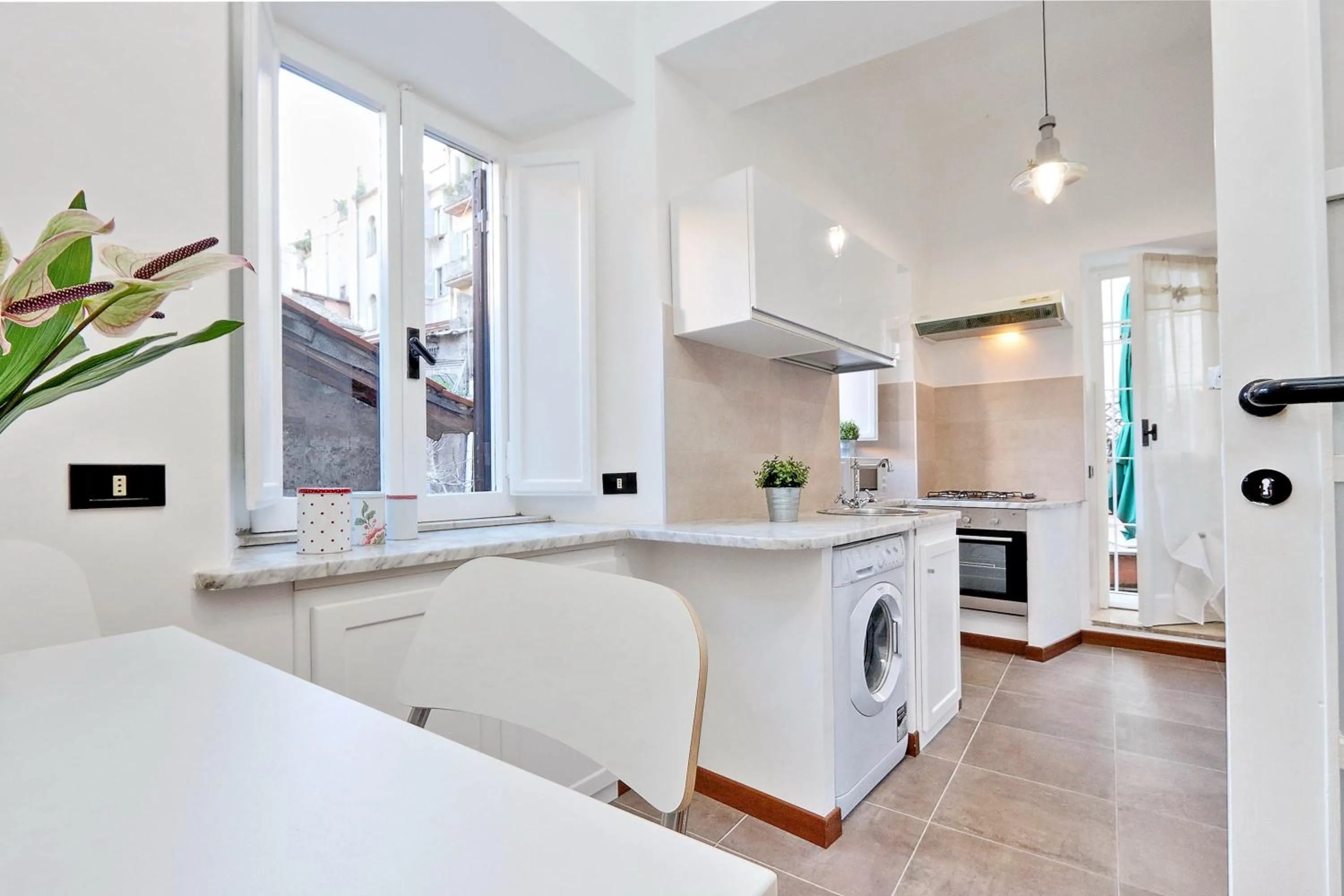 Kitchen or kitchenette in RomeAsYouLike-Monti Experience 295