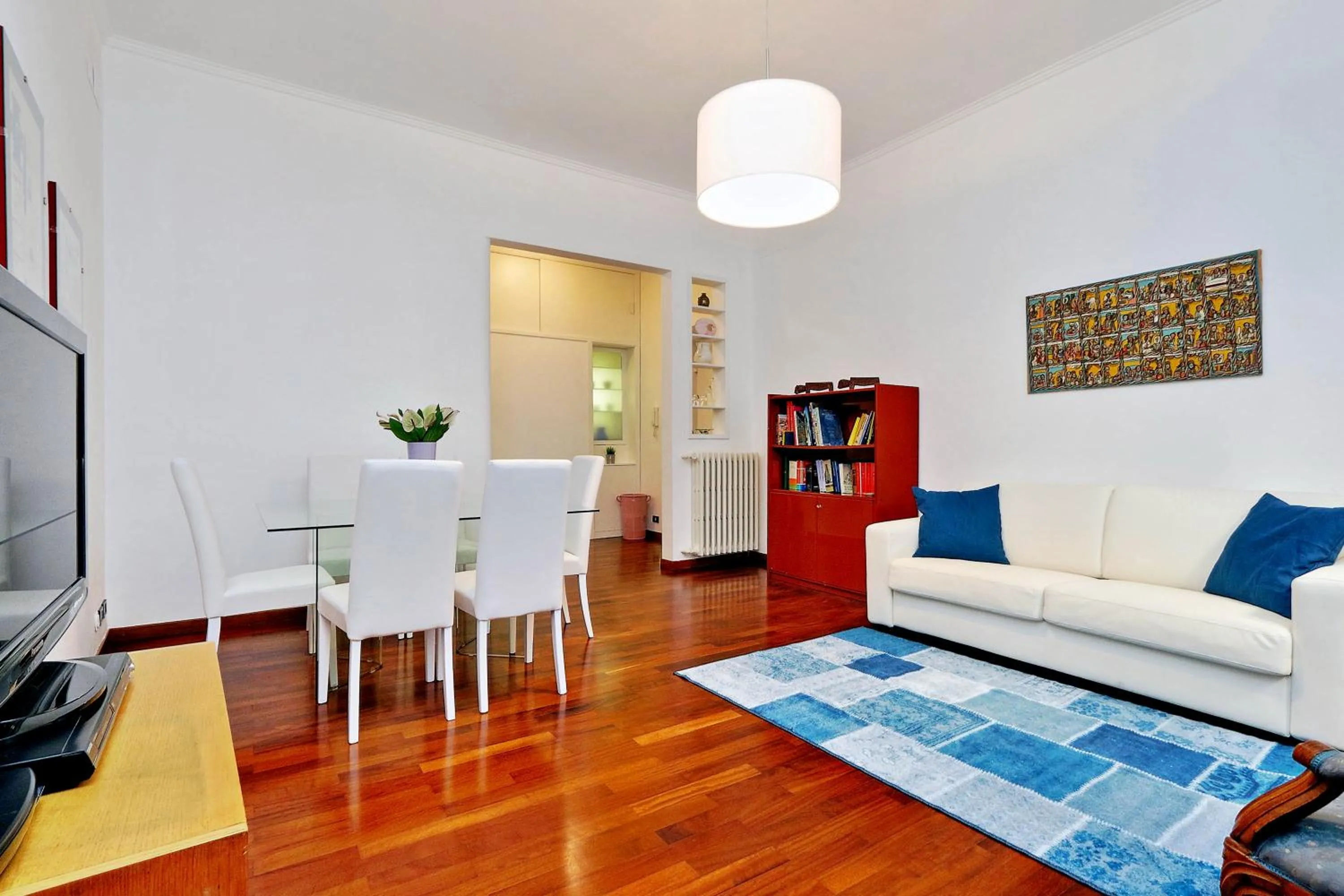 Photo of the whole room in RomeAsYouLike-Monti Experience 295