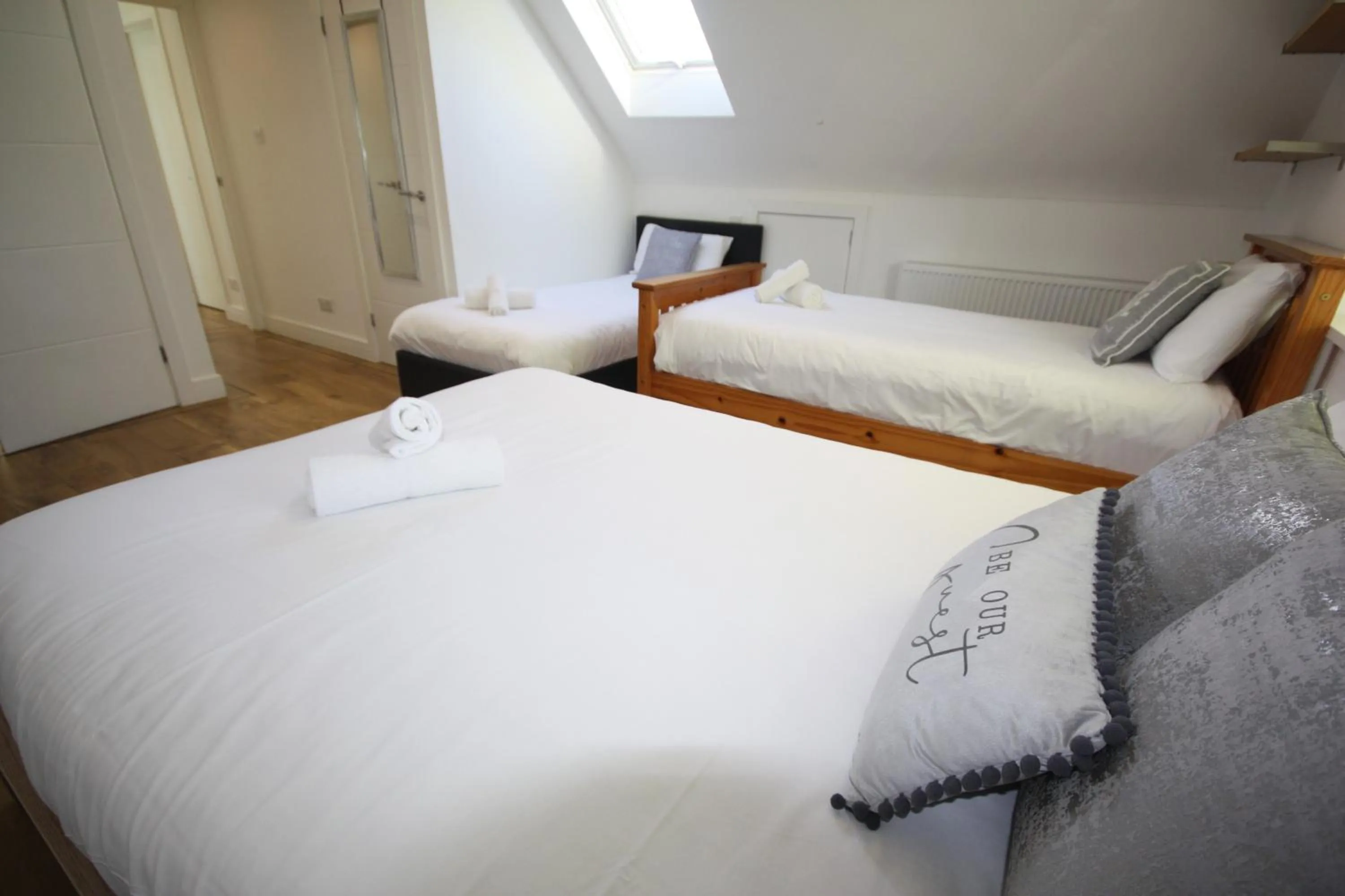 Bed in Four Corners Holiday Home Hot Tub & Sauna