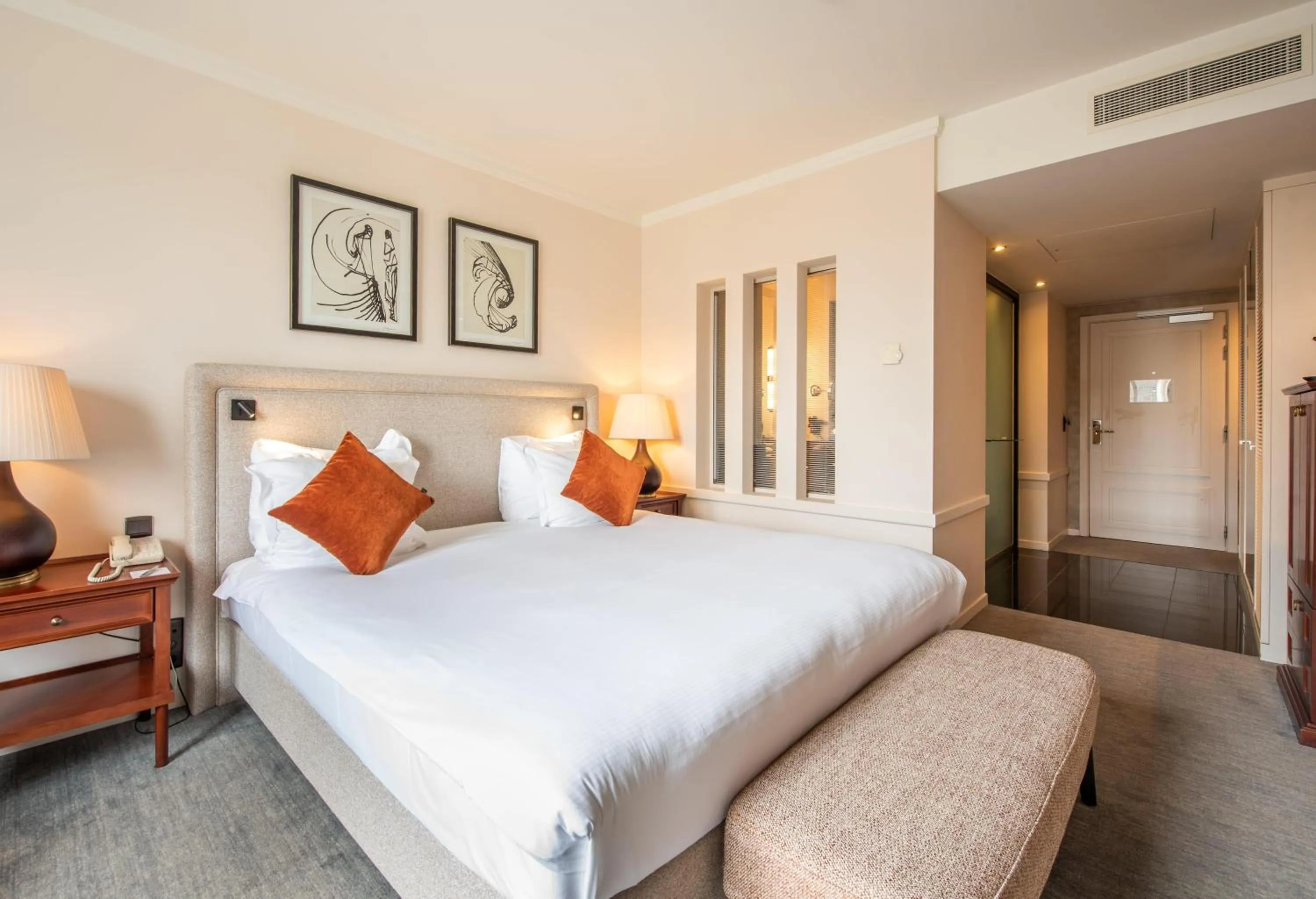 Bedroom, Bed in Dukes' Palace Brugge - by Dukes' Hotel Collection