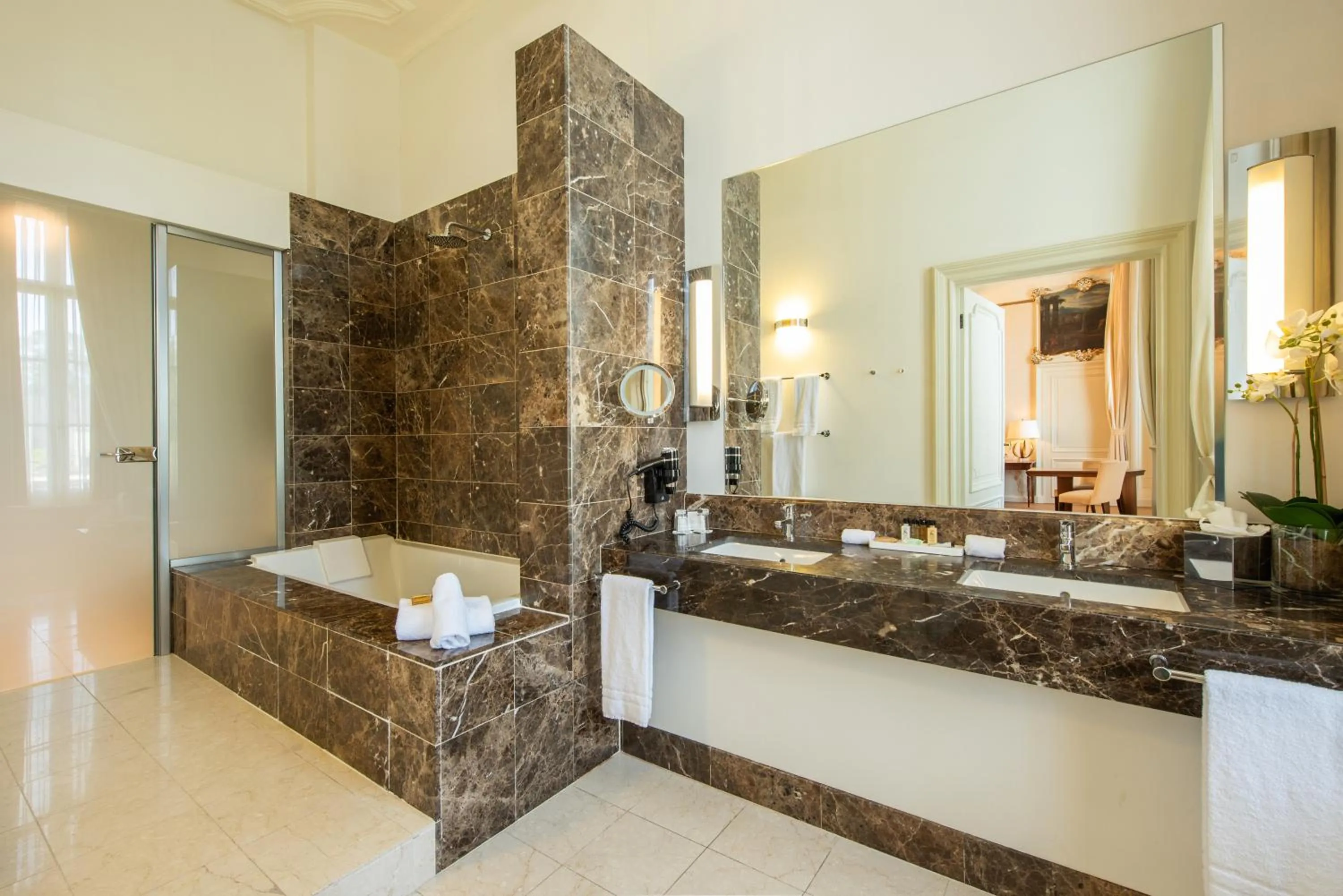 Bathroom in Dukes' Palace Brugge - by Dukes' Hotel Collection