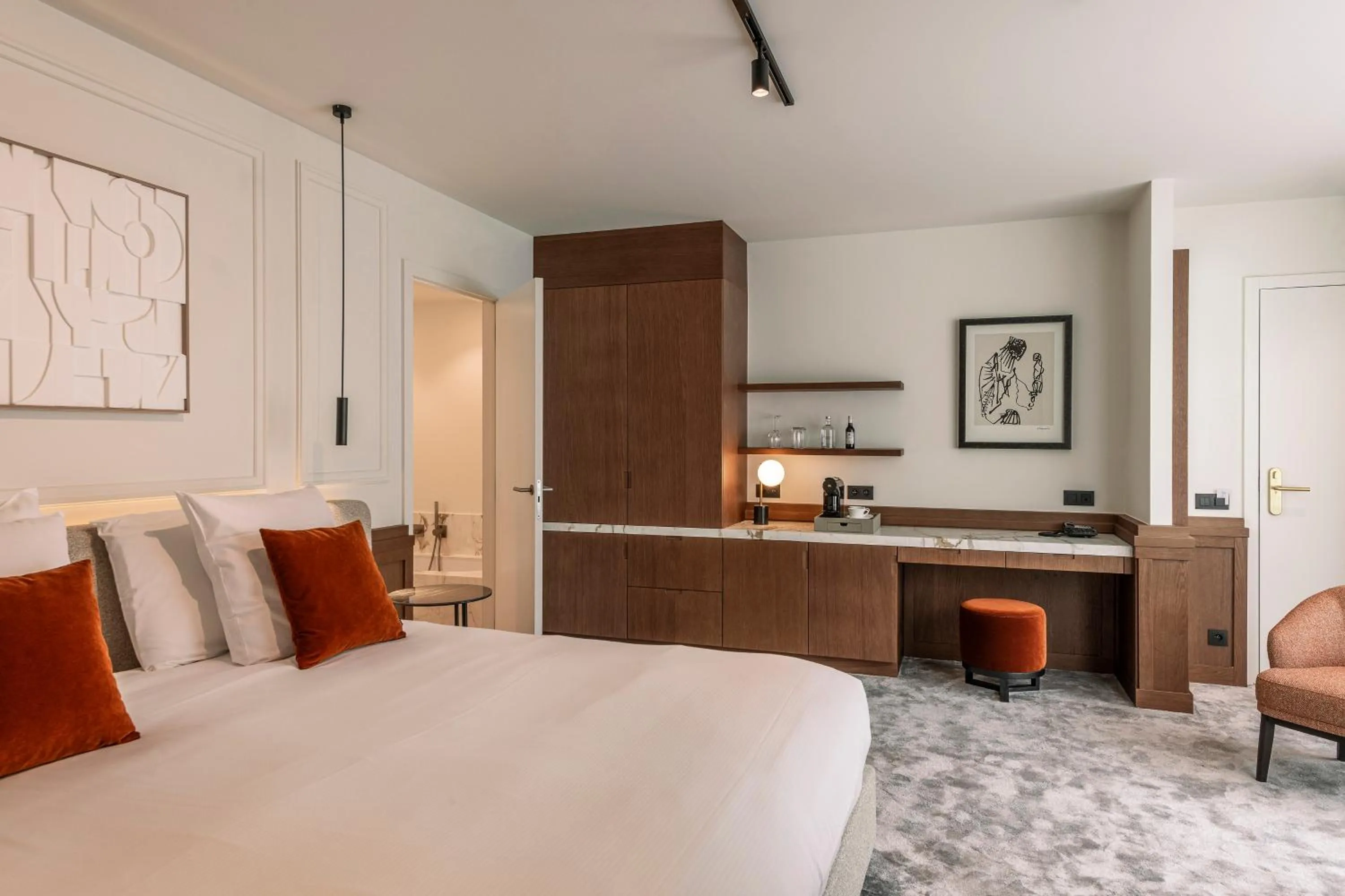 Bedroom, Bed in Dukes' Palace Brugge - by Dukes' Hotel Collection