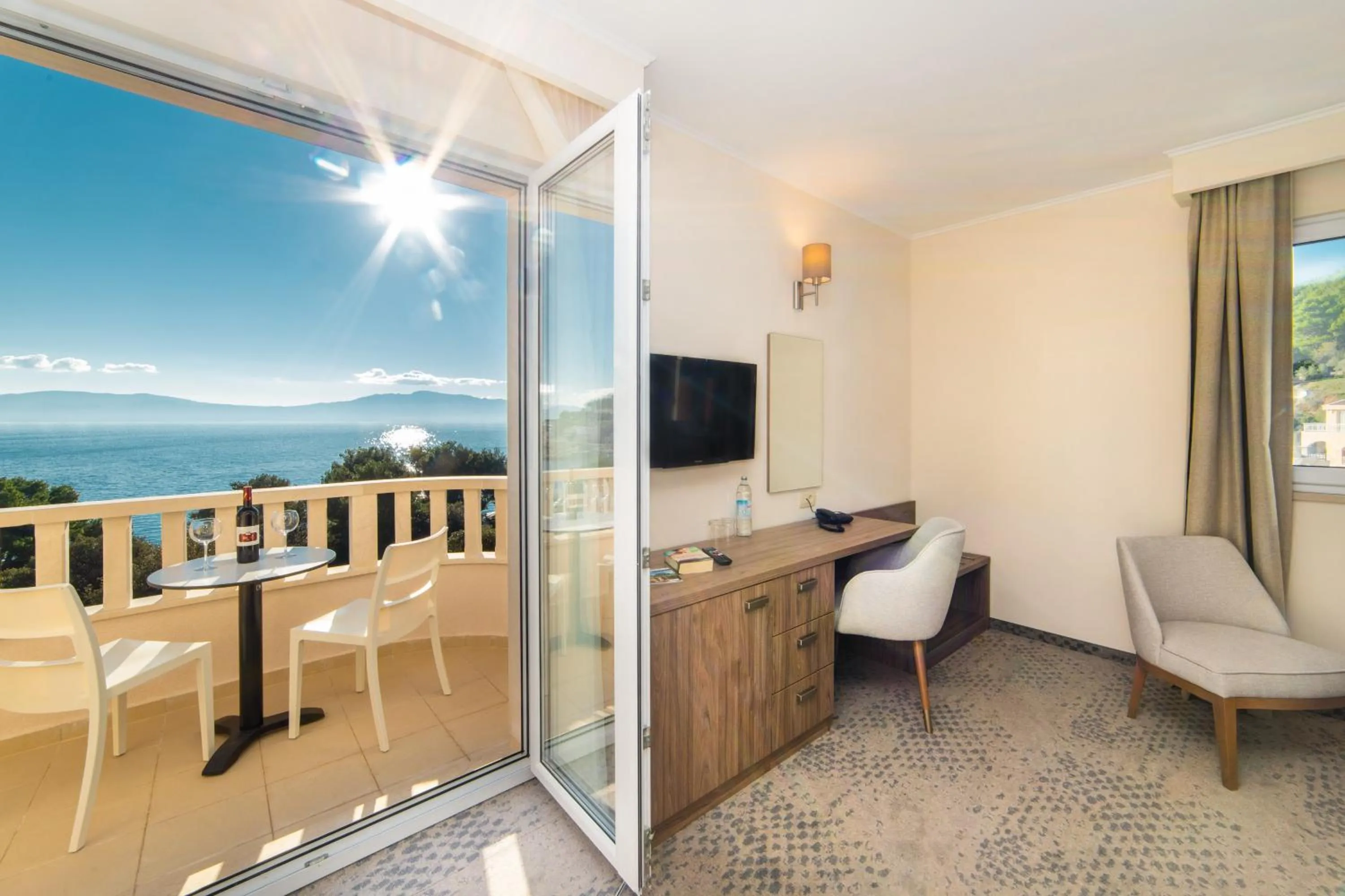 Seating area in Hotel Bella Vista