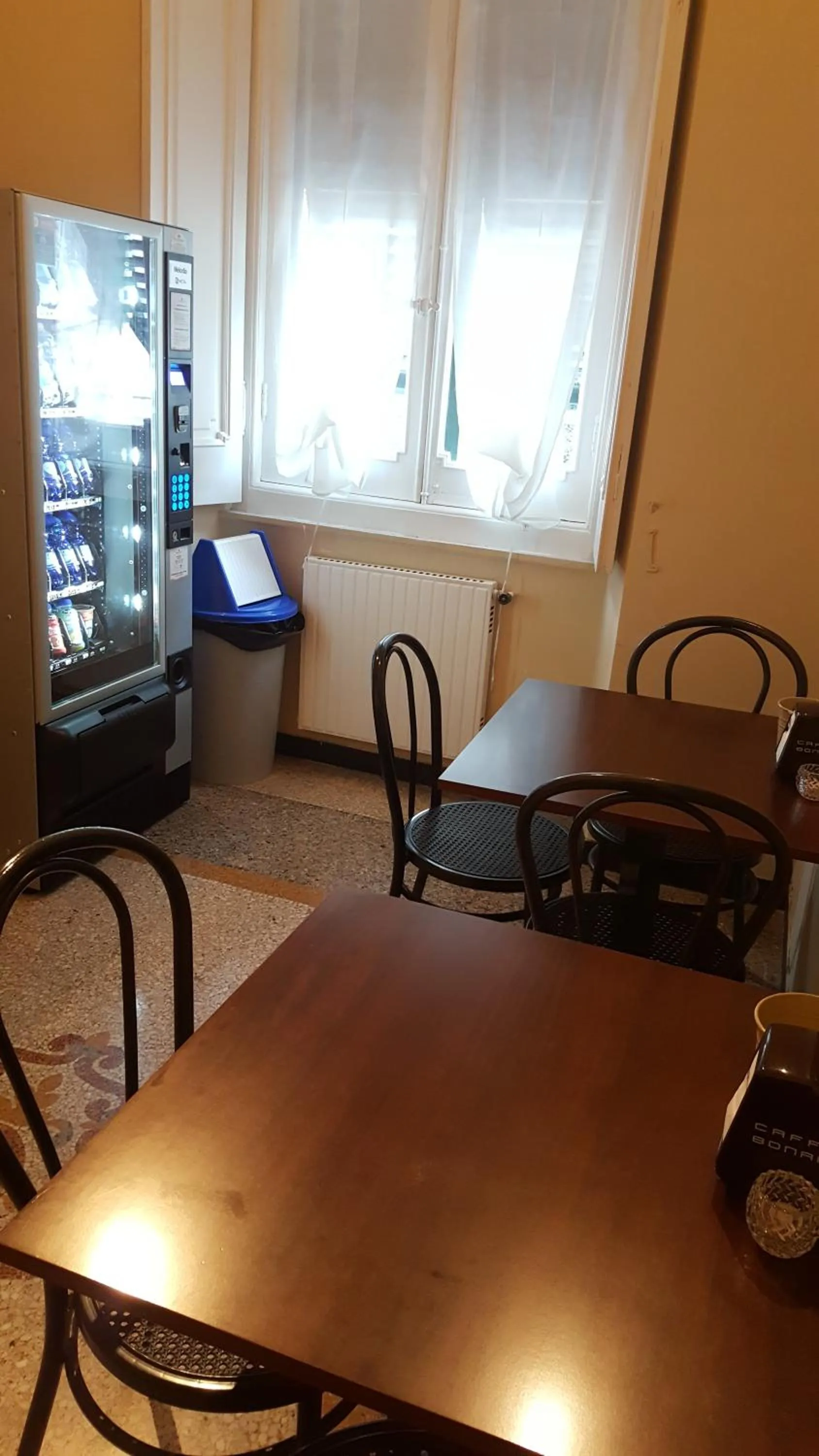 Food and drinks in Royal Suite