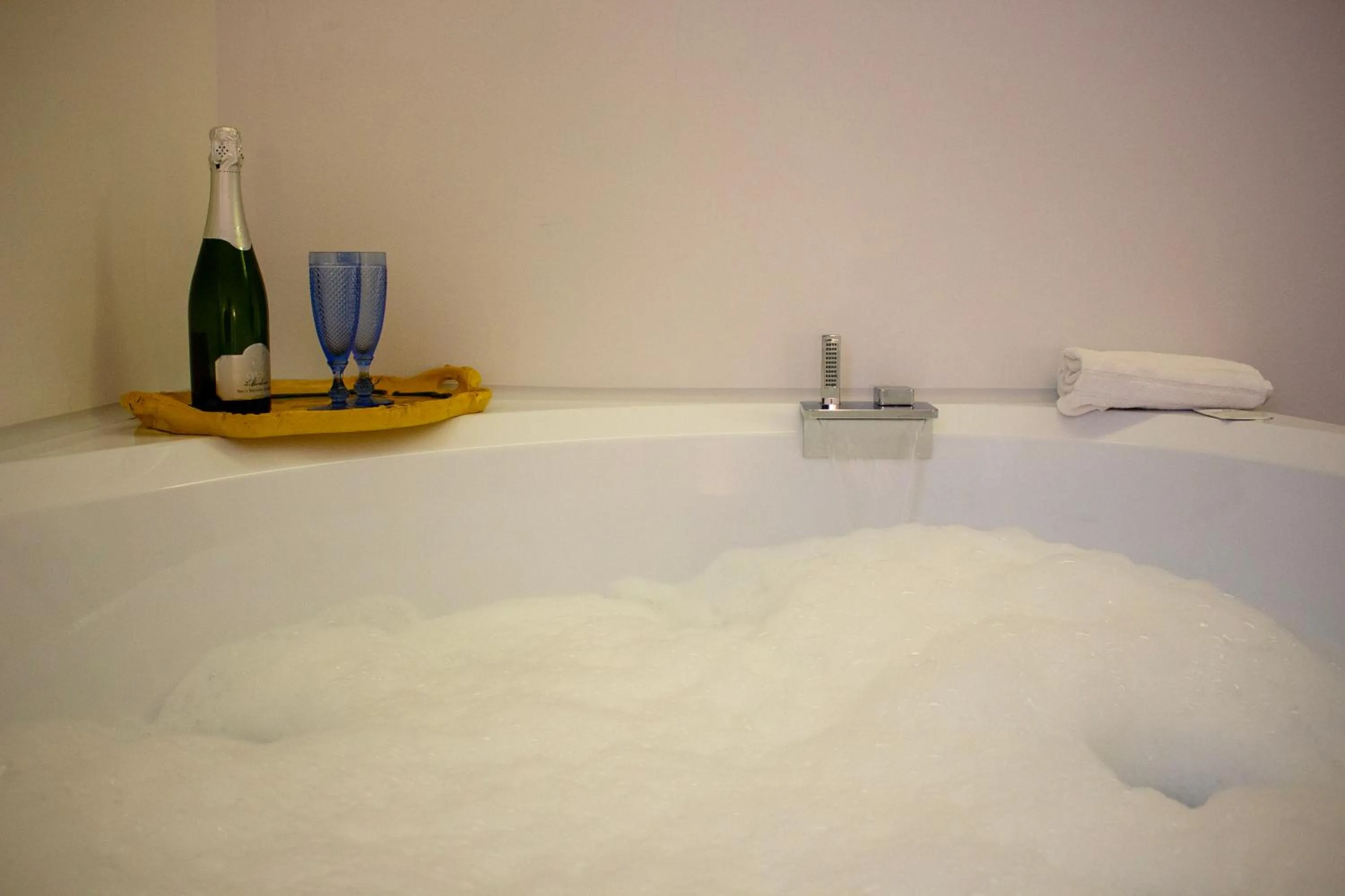 Hot Tub in Suite della villa