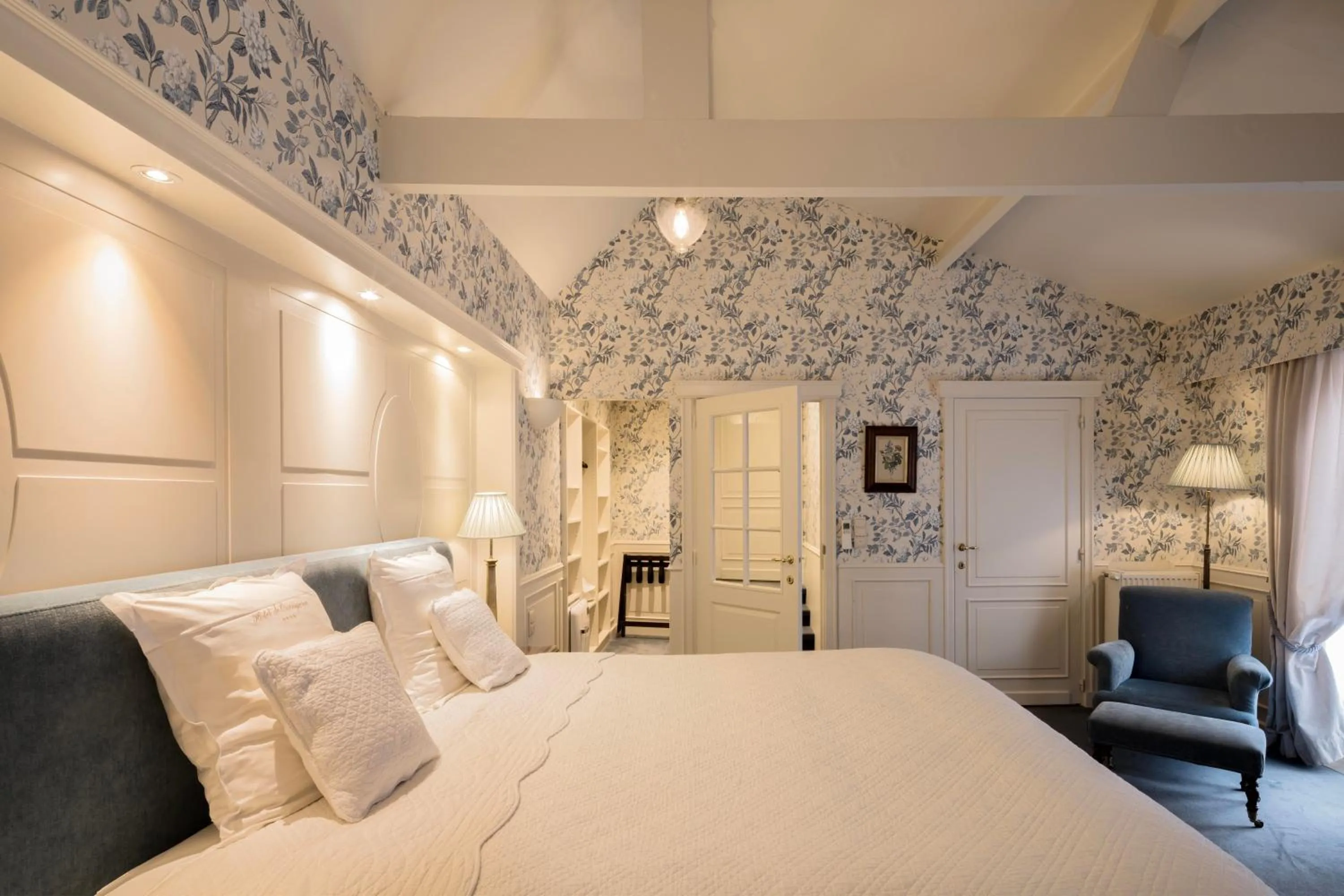 Bed in Hotel De Orangerie by CW Hotel Collection - Small Luxury Hotels of the World