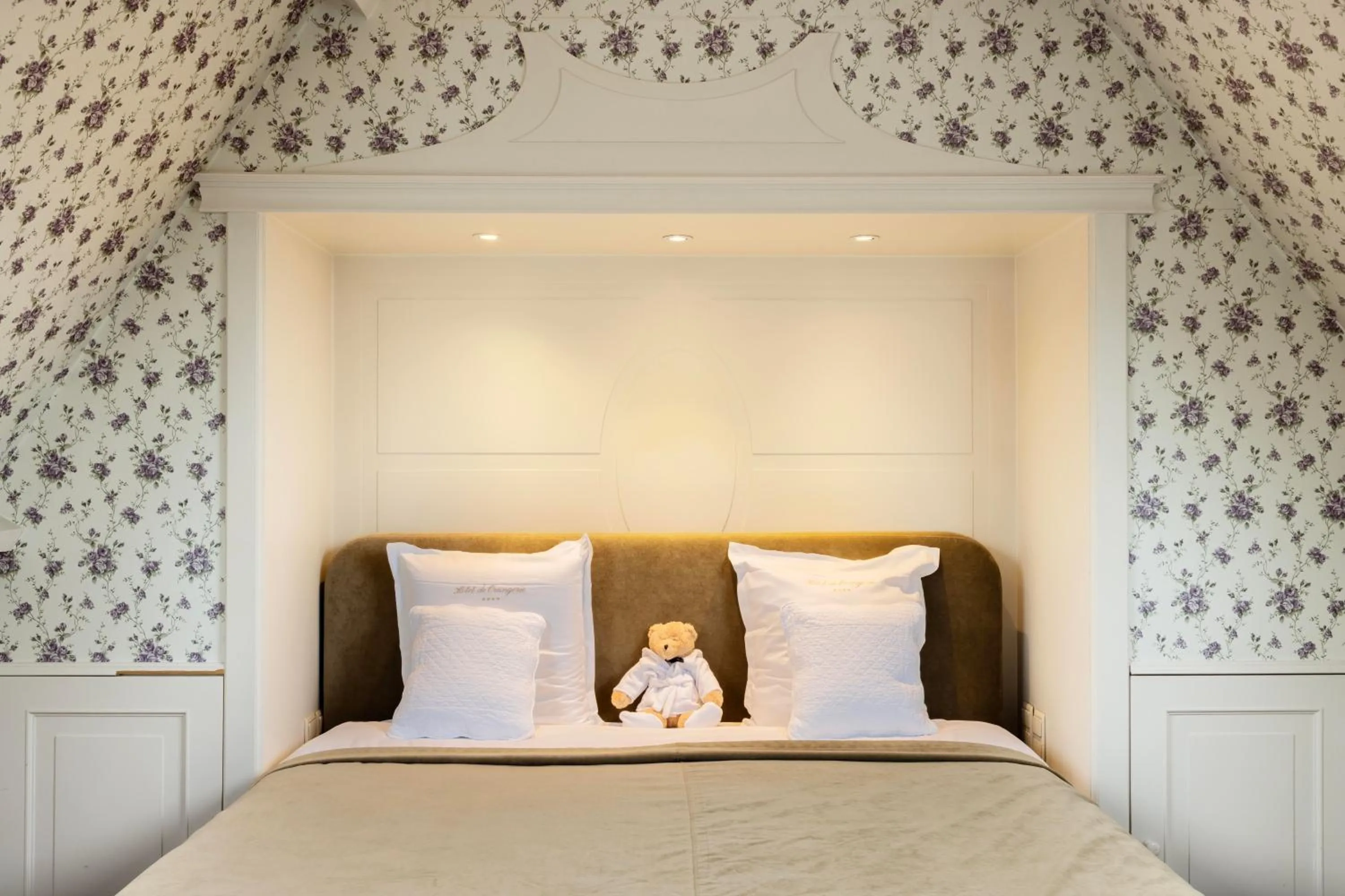 Bed in Hotel De Orangerie by CW Hotel Collection - Small Luxury Hotels of the World