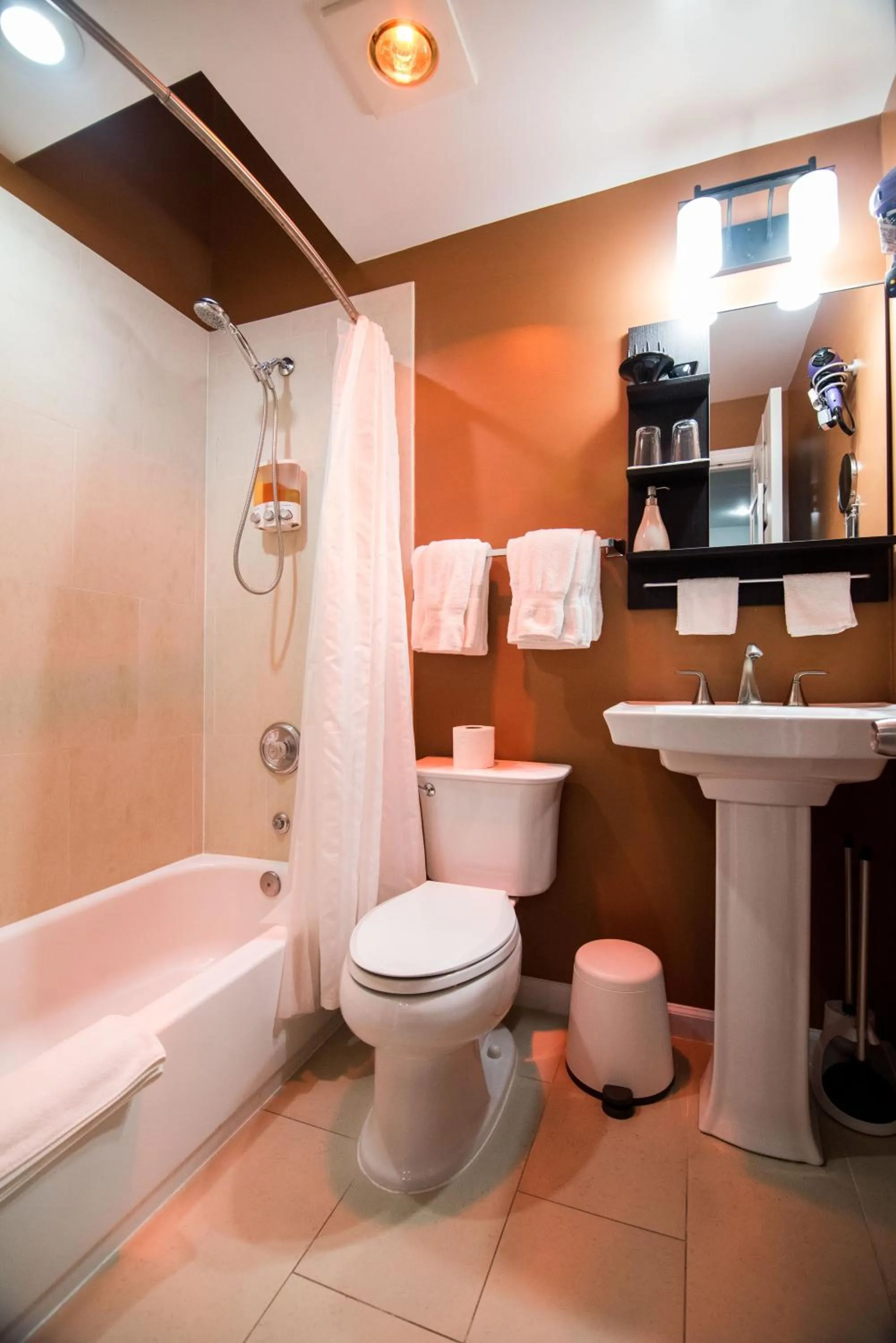 The Georgetown House Inn