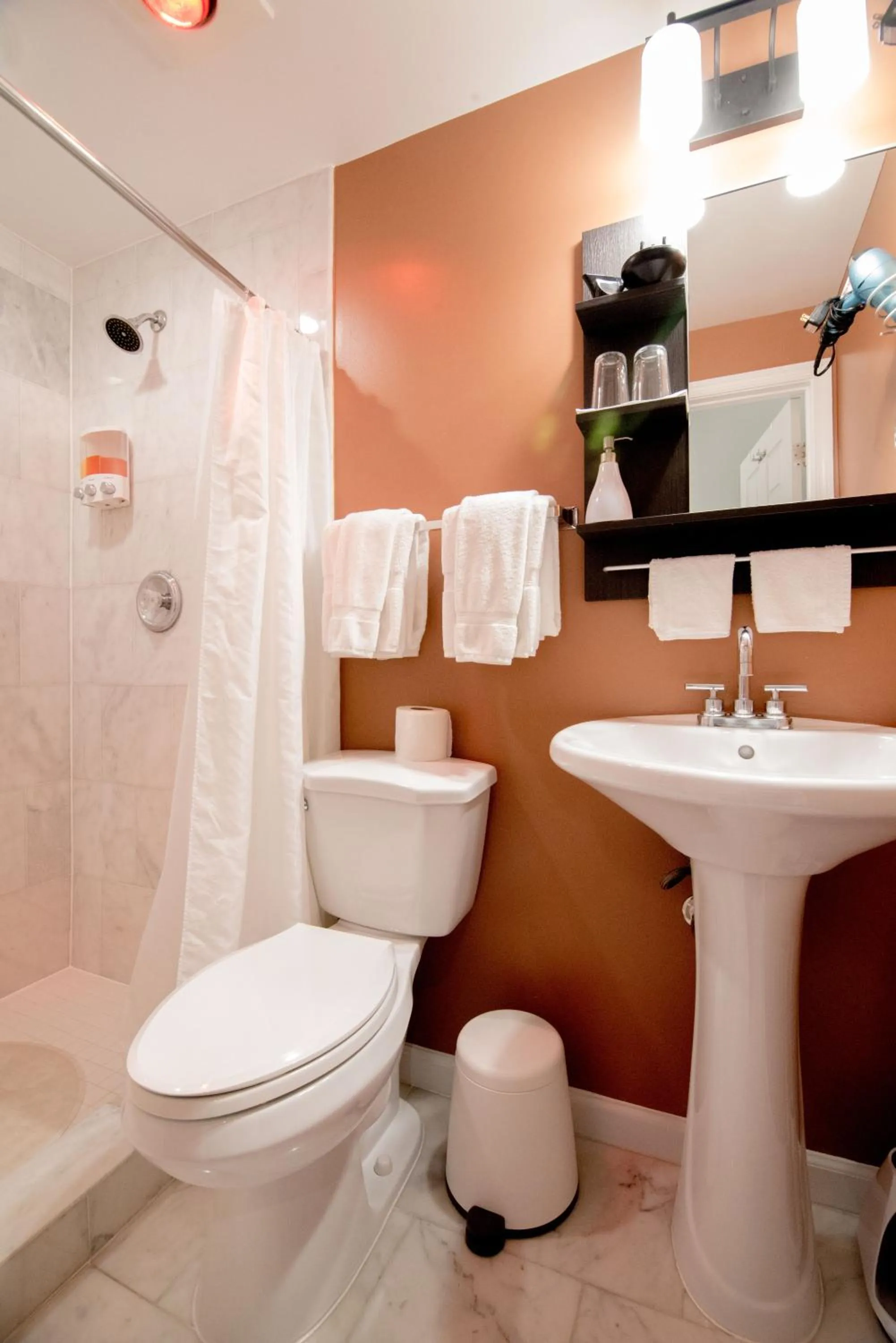 The Georgetown House Inn