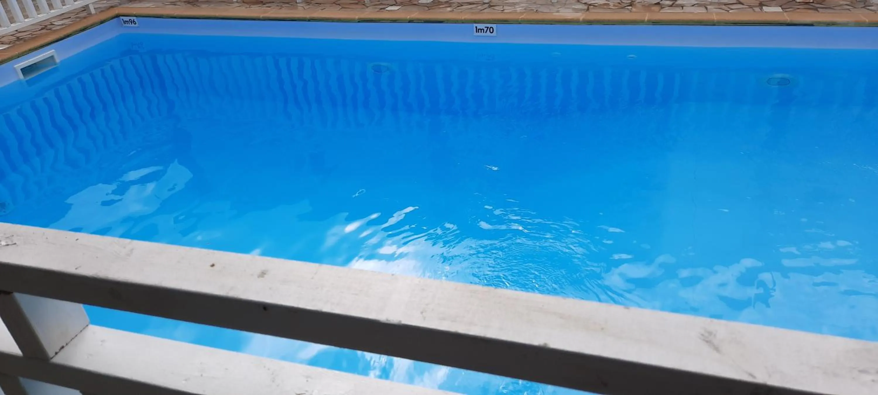Swimming pool in Domaine De Titine
