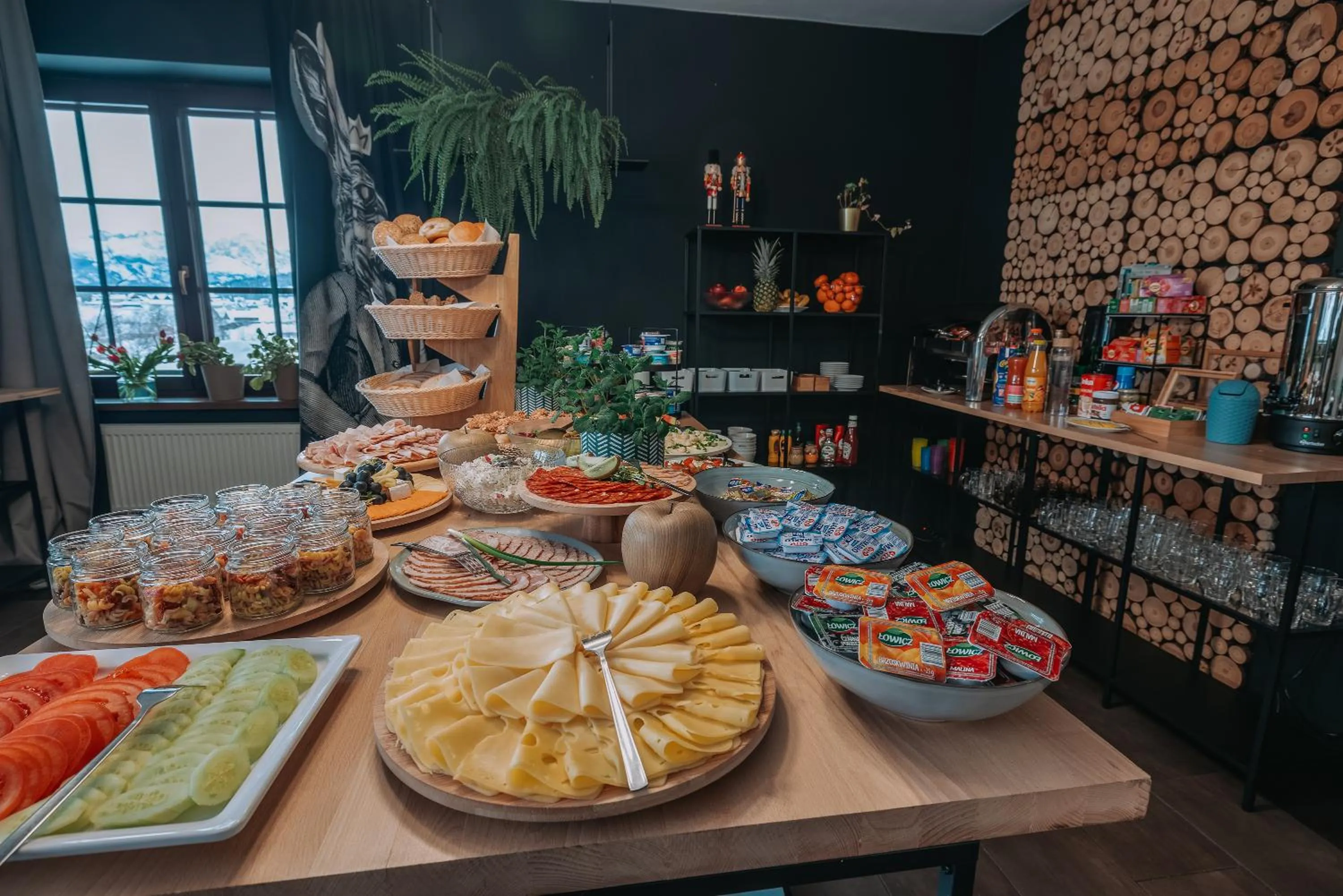 Food and drinks in Bystry Comfort