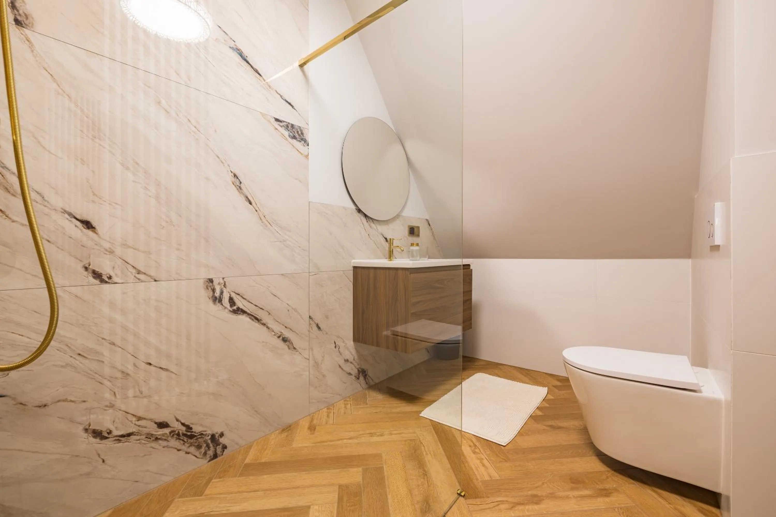 Shower in Bystry Comfort