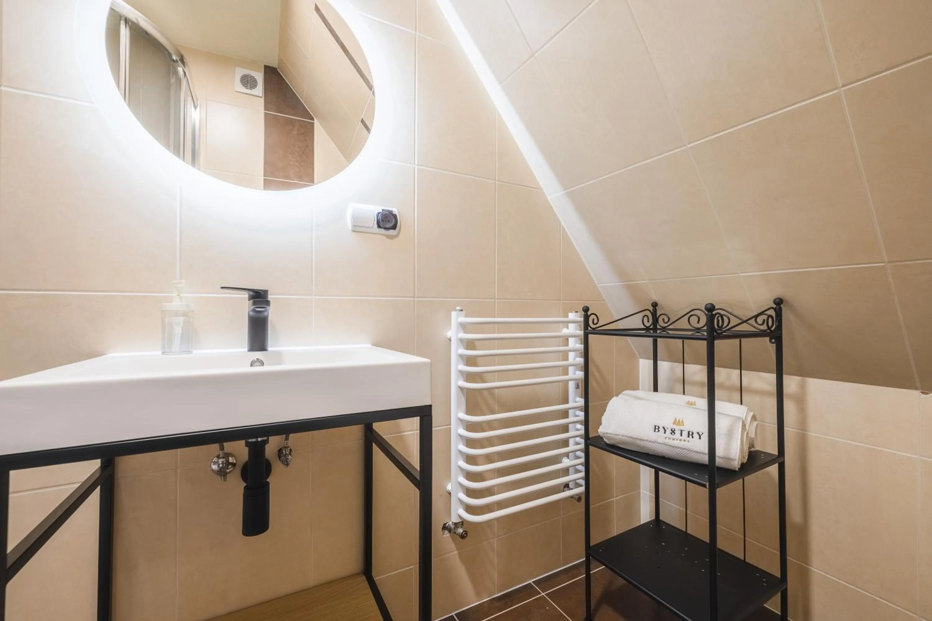 Toilet in Bystry Comfort