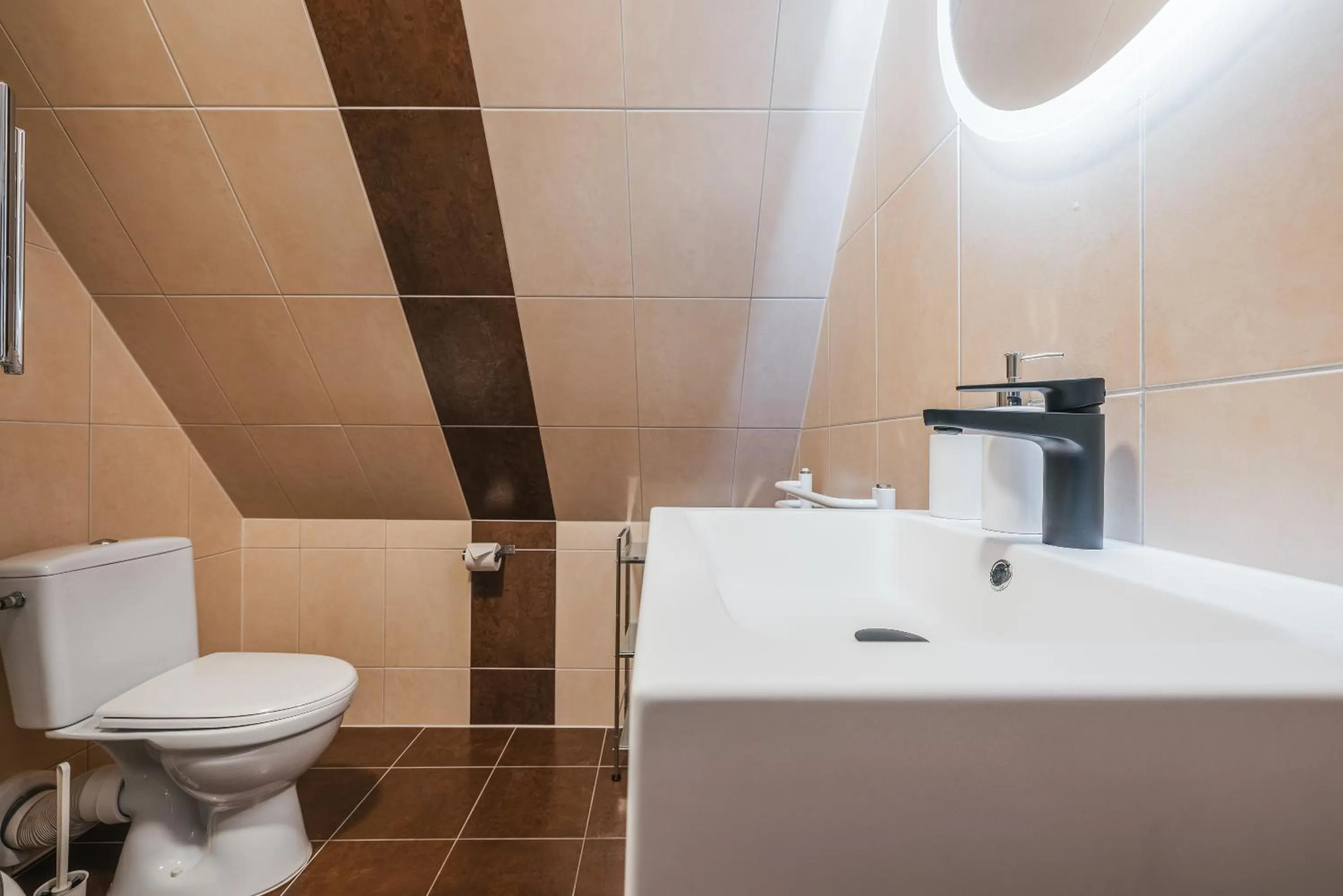 Toilet in Bystry Comfort