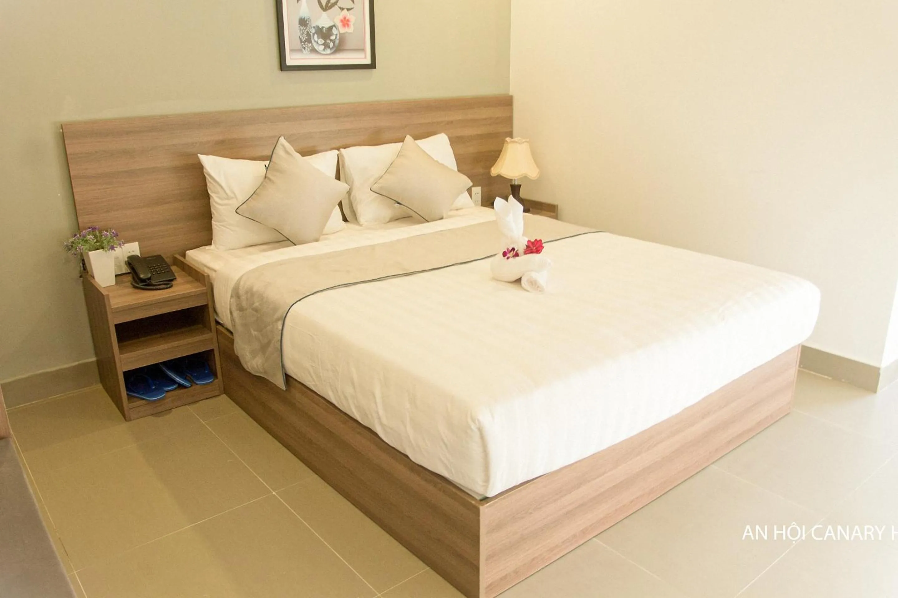 Bed in An Hoi Canary Hotel