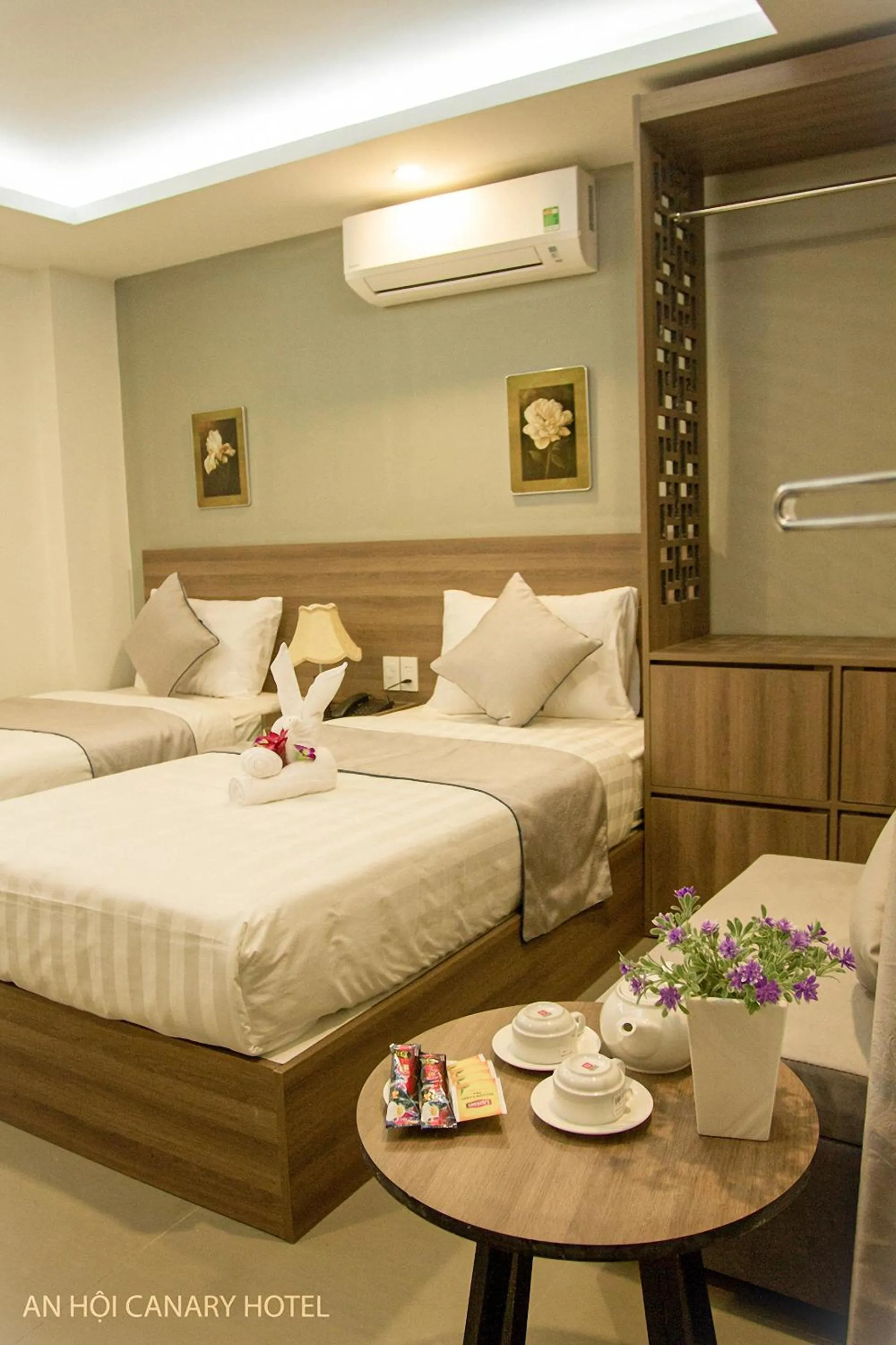 Bed in An Hoi Canary Hotel