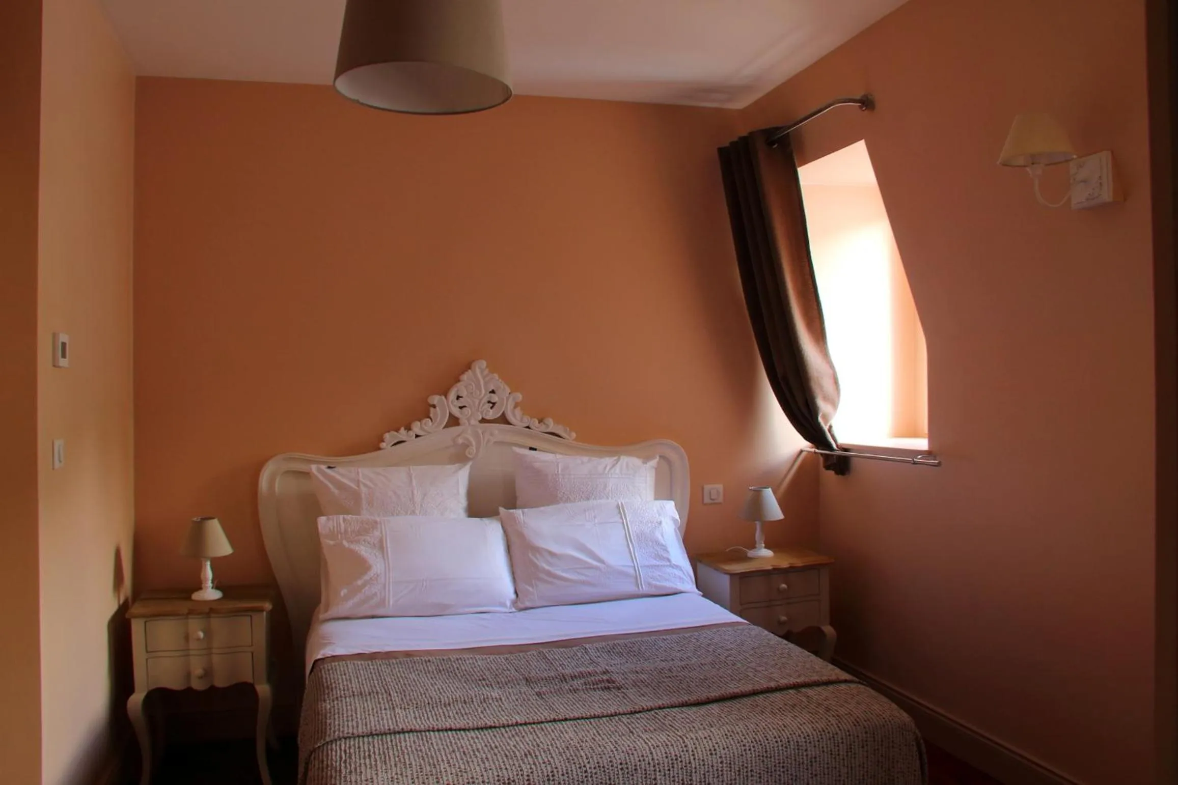 Shower in Auberge Les Volcans