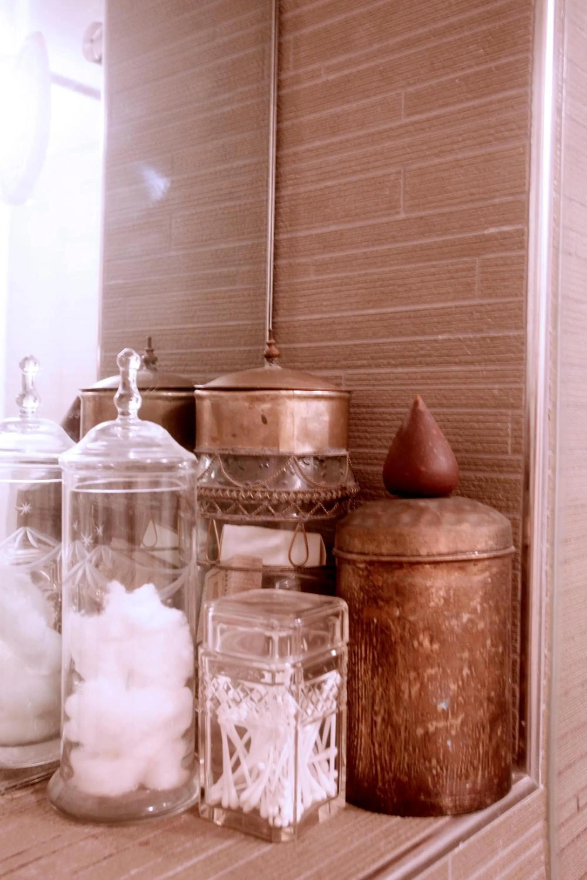 Bathroom in Cozy Canal Studio