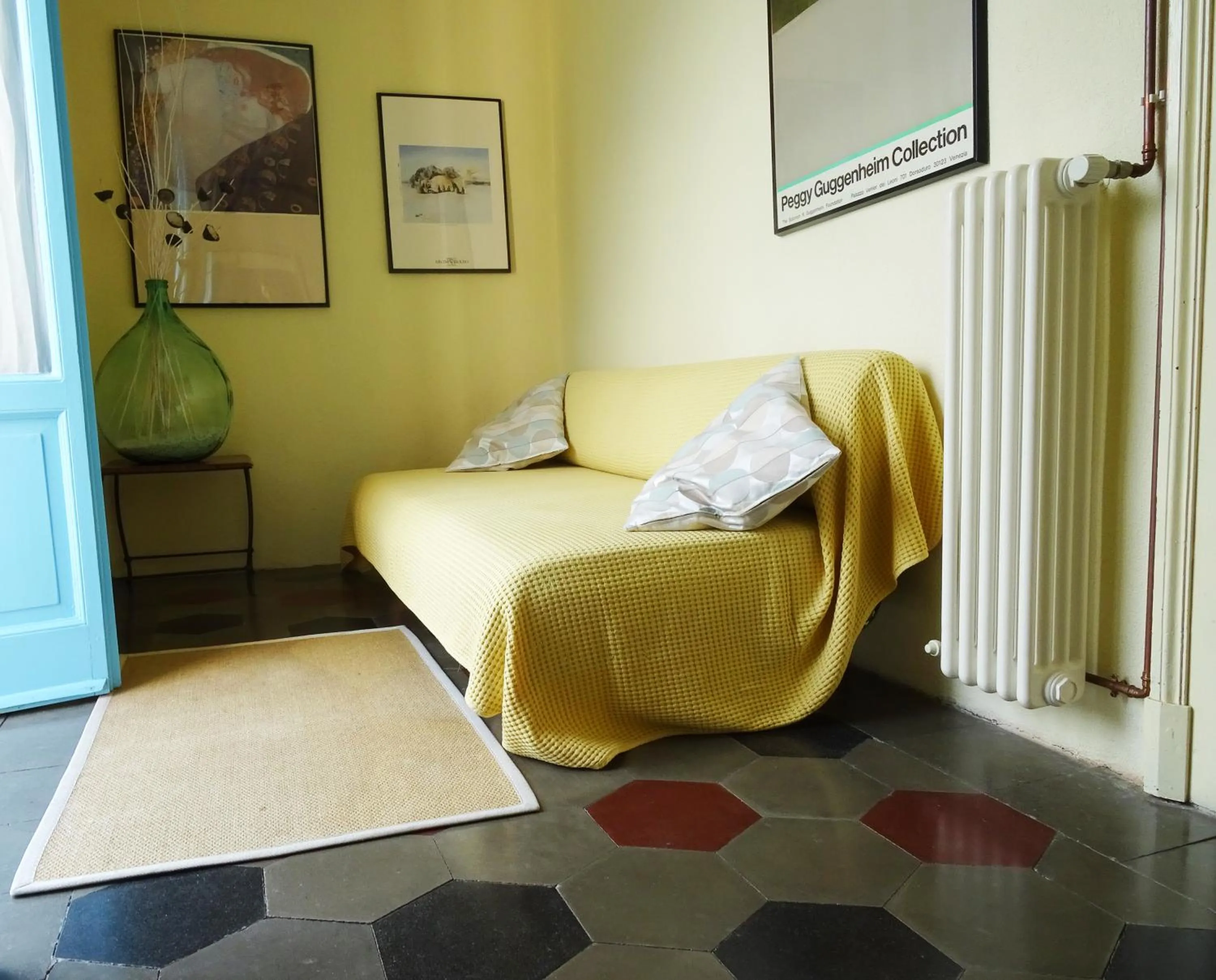 Bed in Villa Albonico