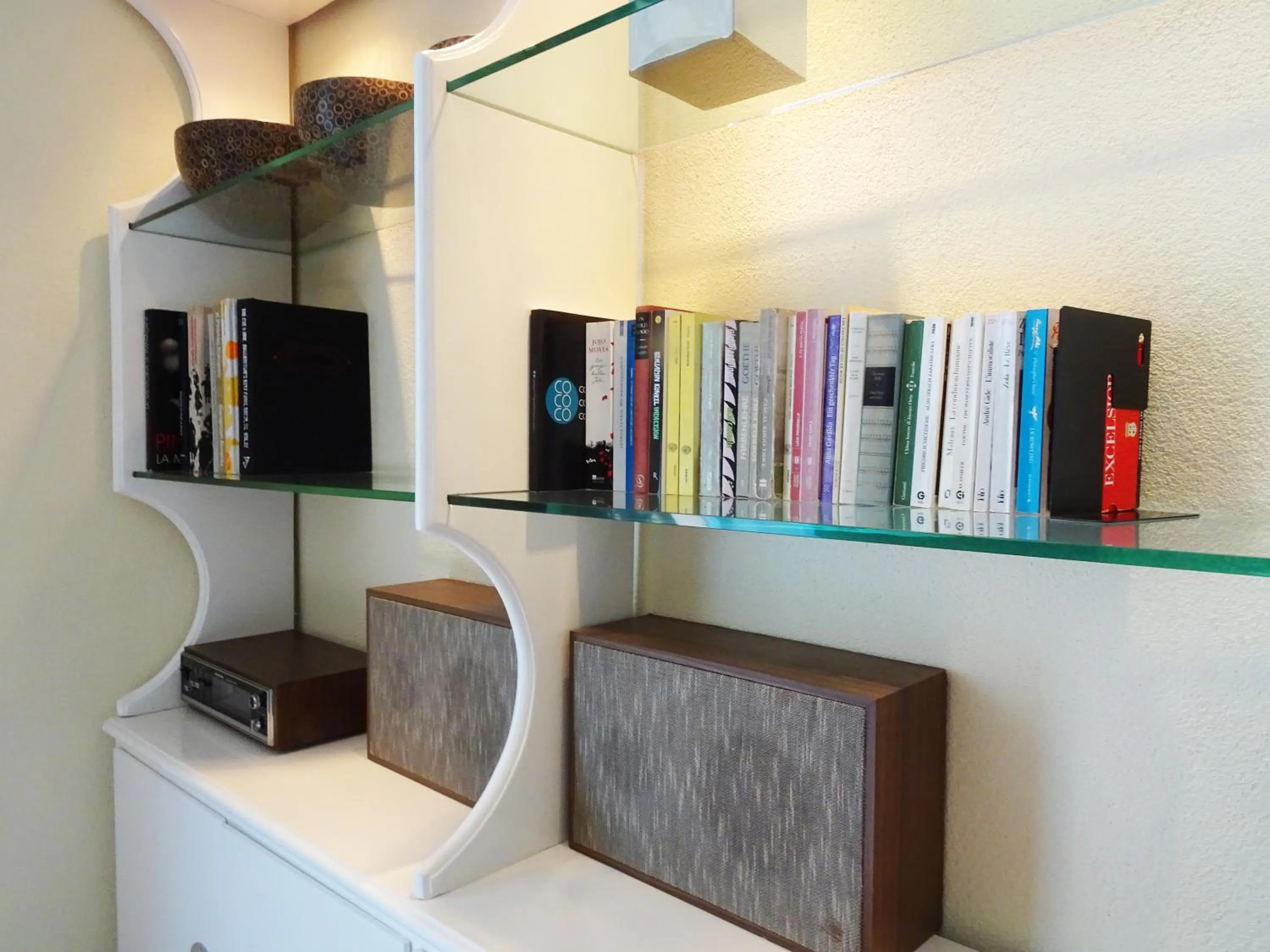 Communal lounge/ TV room in Villa Albonico