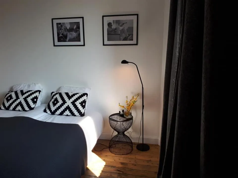 Double Room in Villa Marguerite - Chambres d'Hôtes