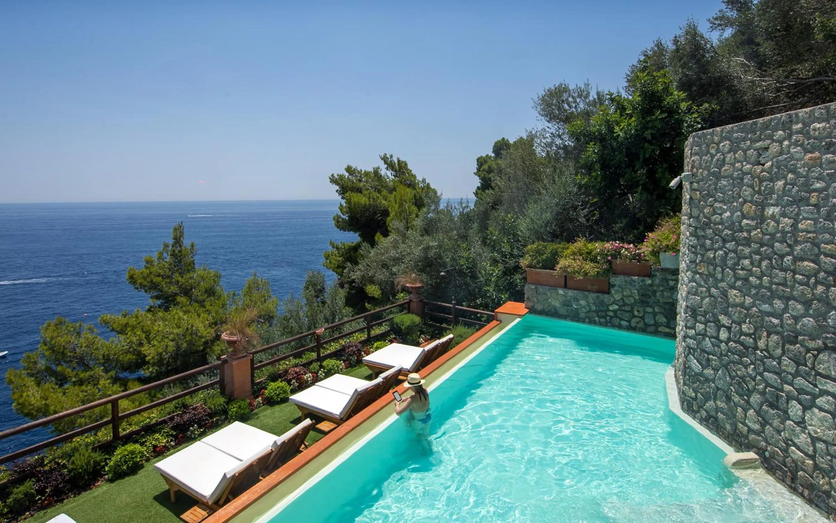 Garden in Villa Corallium