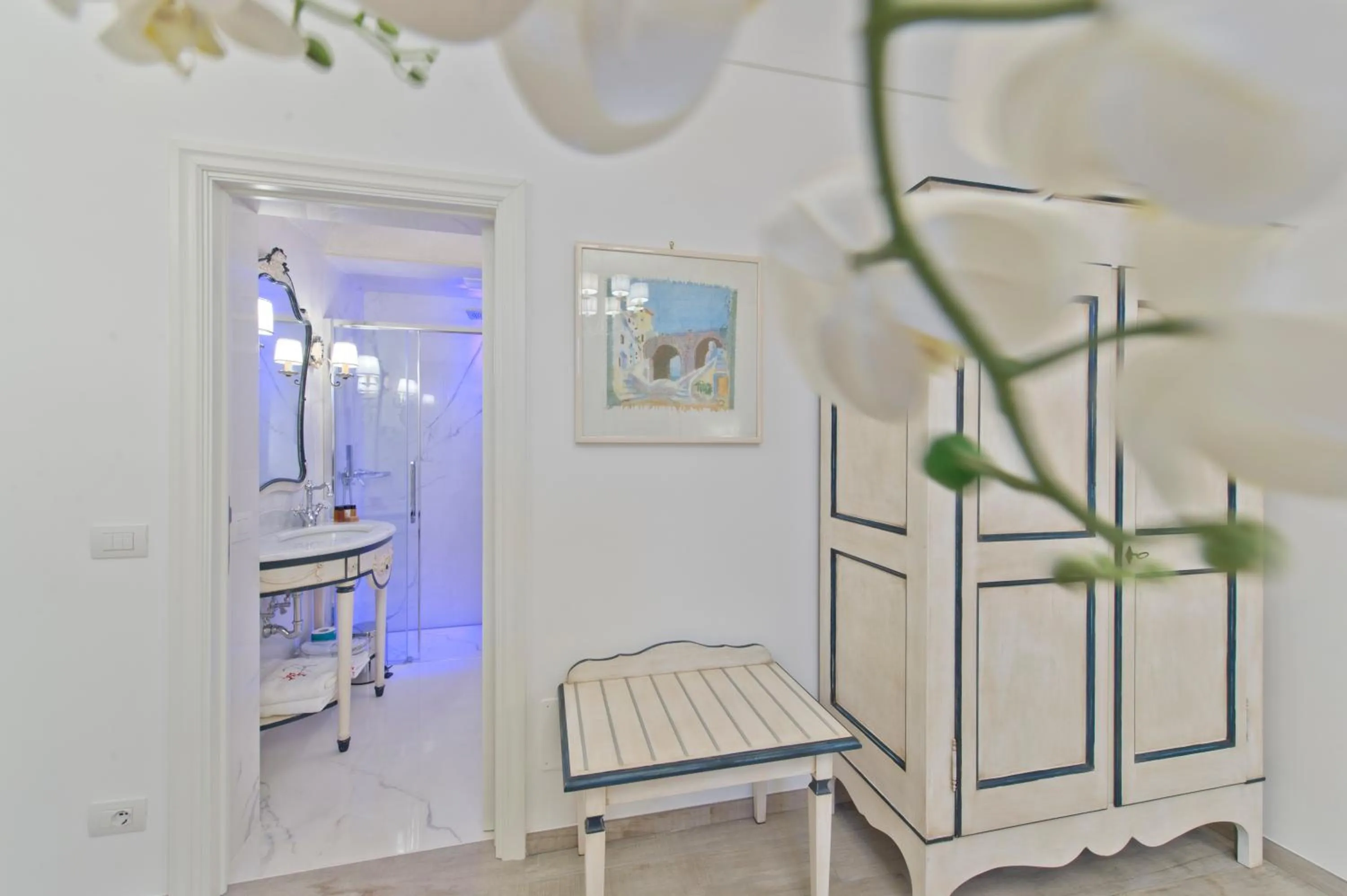 Decorative detail in Villa Corallium