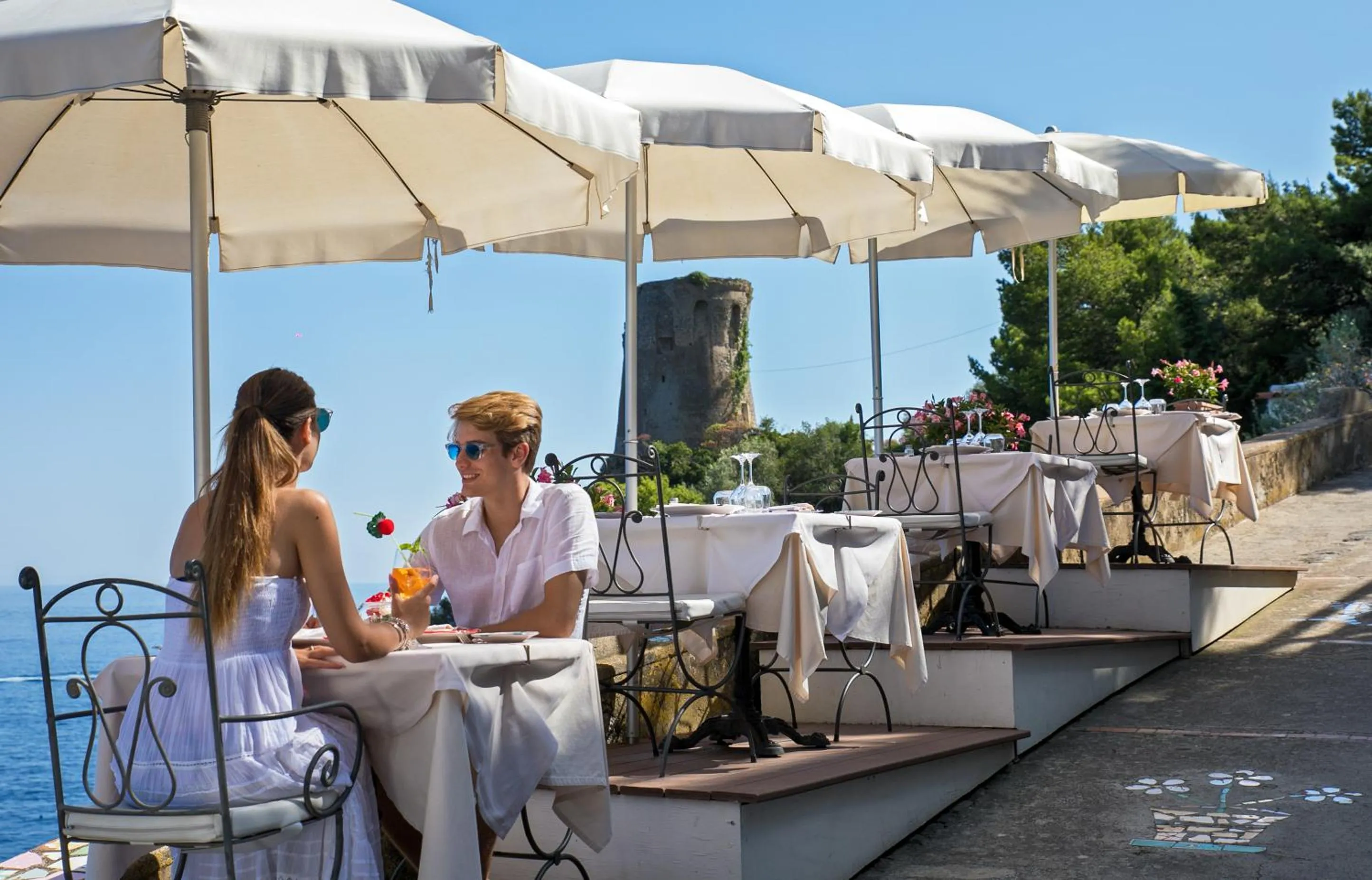 Lounge or bar in Villa Corallium