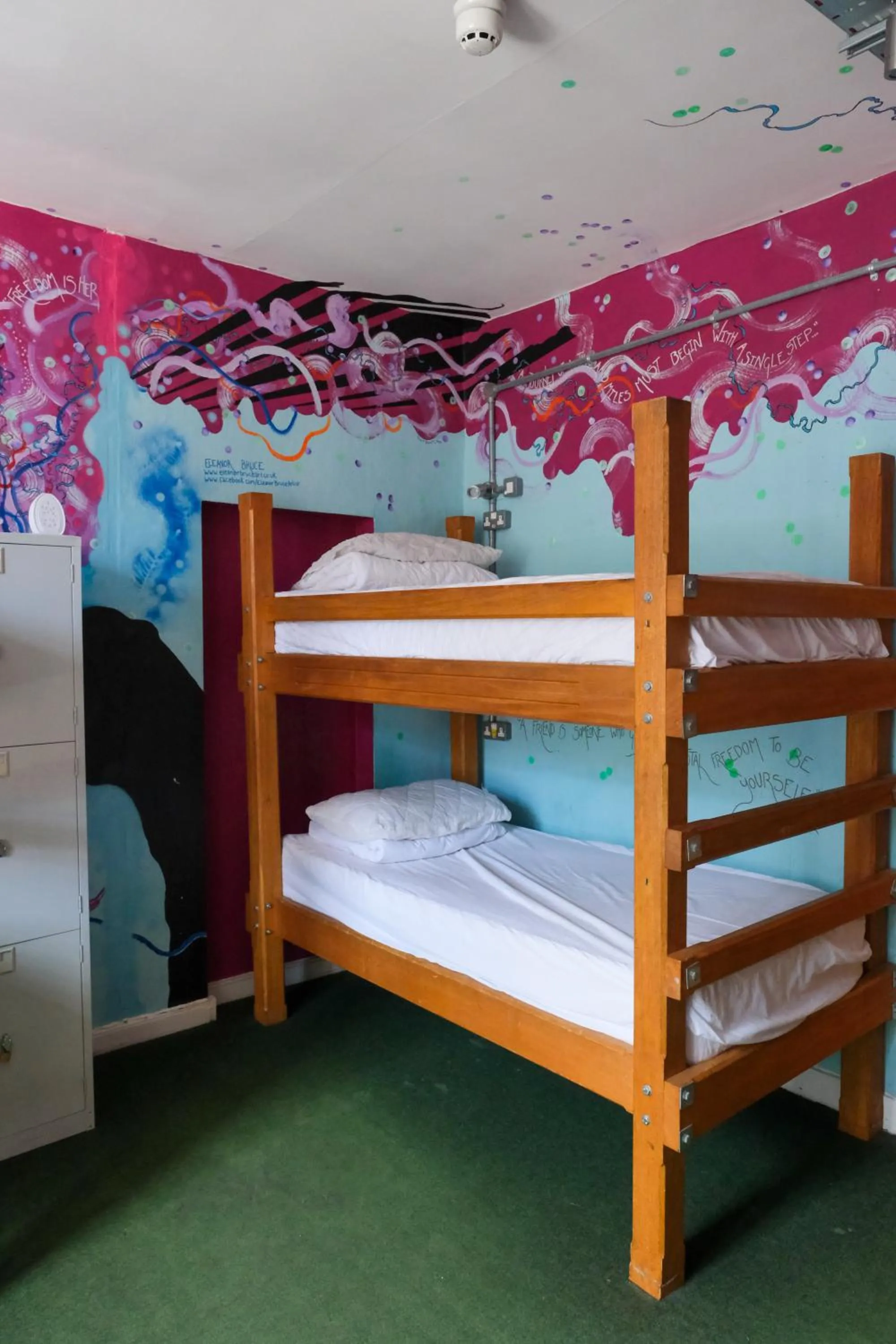 Bed in The Full Moon Backpackers