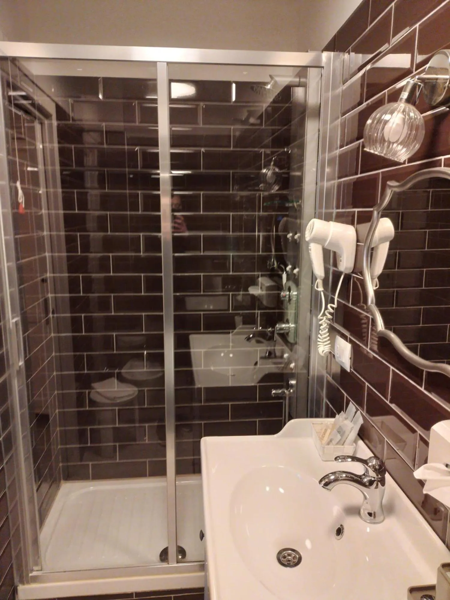 Bedroom in Hotel Eden Alaxi Hotels