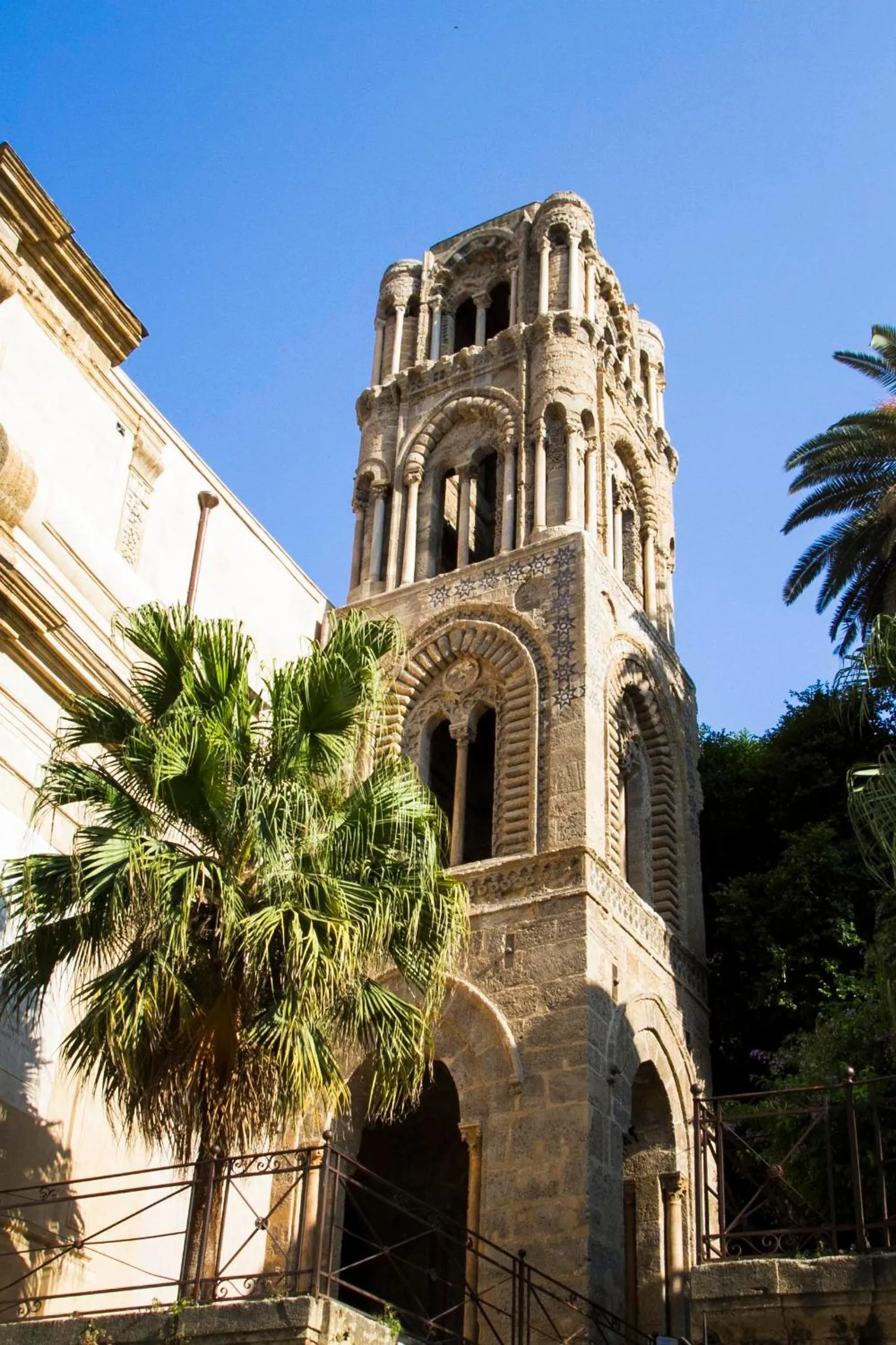 Property building in Demetra Rooms