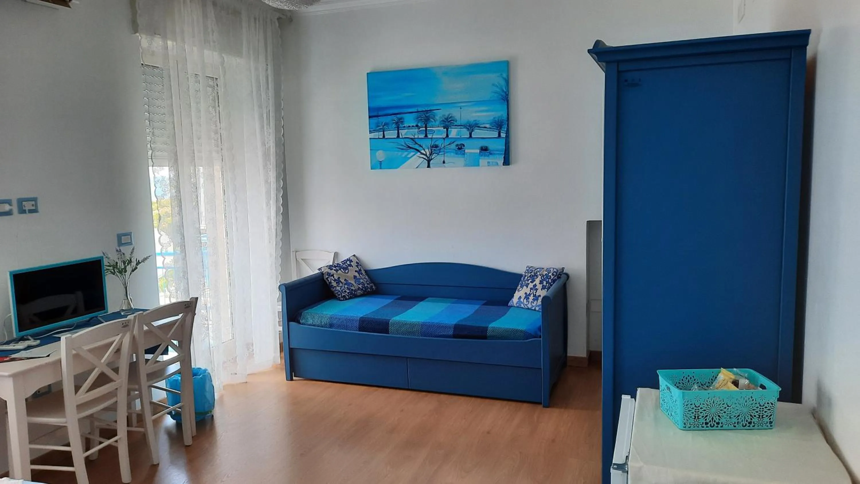 TV and multimedia in B&B Una Rotonda sul mare